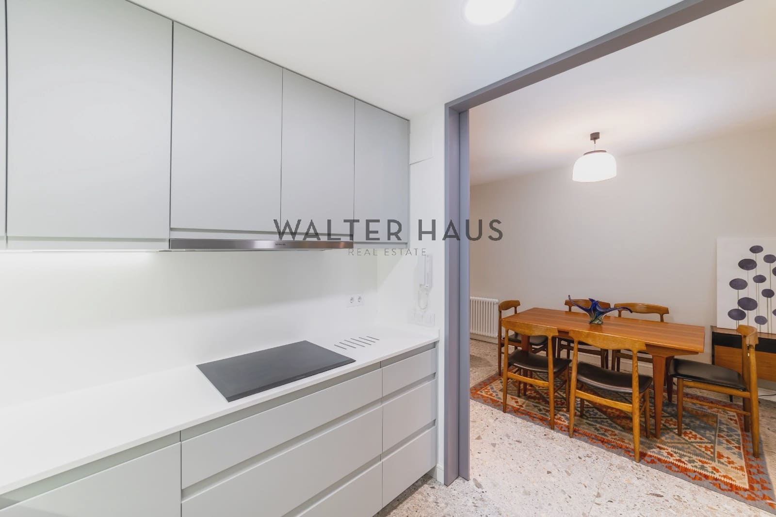 2 Zimmer Wohnung zu vermieten in Madrid Stadt mit Garage - 2.400 € (Ref: 9958839)