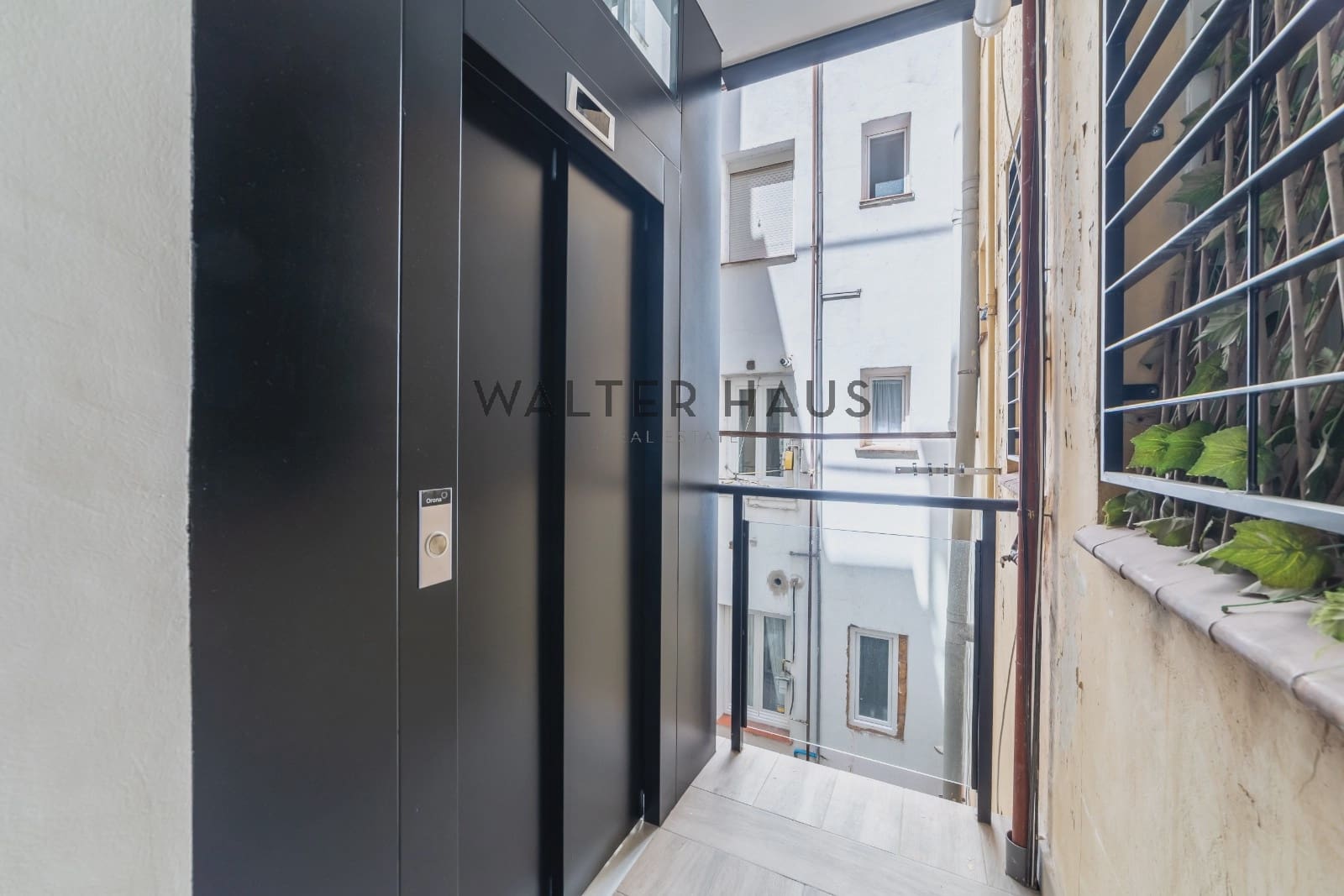 2 Zimmer Wohnung zu vermieten in Madrid Stadt mit Garage - 2.400 € (Ref: 9958839)