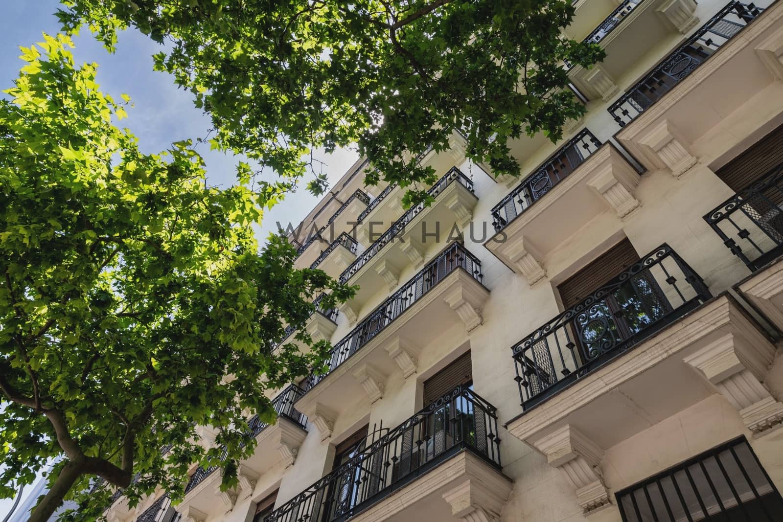 3 bedroom Penthouse for sale in Madrid city - € 2,390,000 (Ref: 9960985)