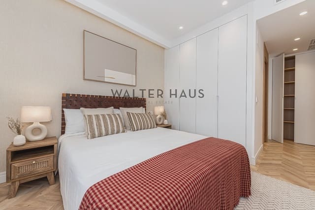 4 makuuhuone Kattohuoneisto myytävänä paikassa Niño Jesús, Madrid kaupunki mukana 
autotalli - 1 690 000 € (Ref: 9960986)