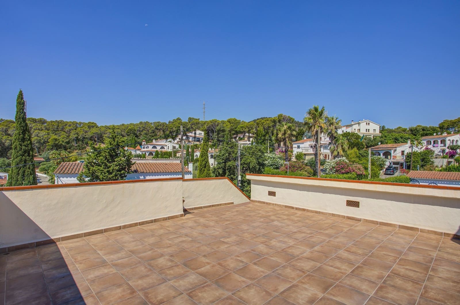 3 bedroom Villa for sale in Vall-llobrega - € 440,000 (Ref: 9961195)