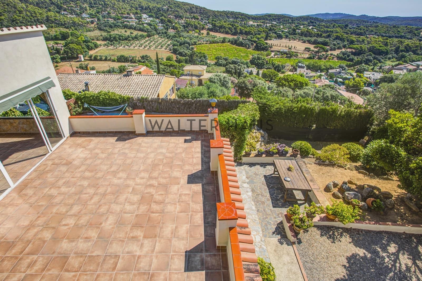 3 bedroom Villa for sale in Vall-llobrega - € 440,000 (Ref: 9961195)
