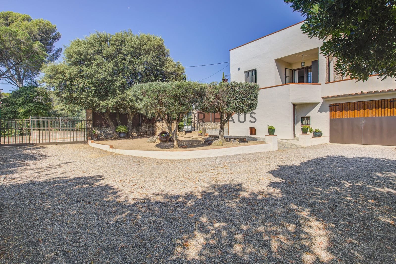 3 bedroom Villa for sale in Vall-llobrega - € 440,000 (Ref: 9961195)
