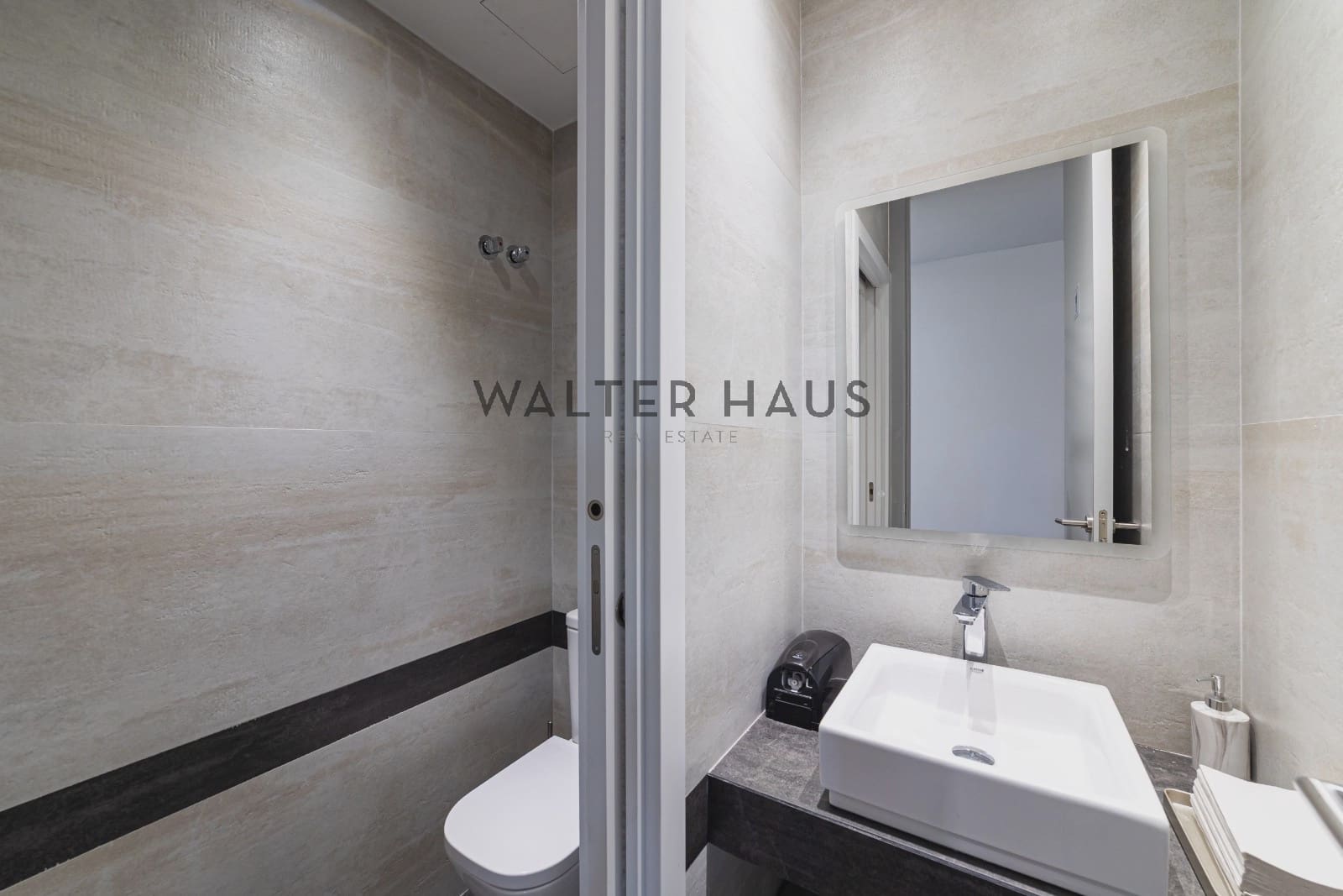 5 slaapkamer Flat te koop in Madrid stad - € 2.200.000 (Ref: 9965907)