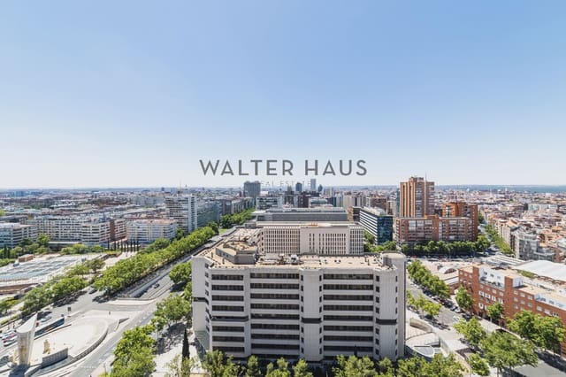 Piso de 5 habitaciones en Almenara, Madrid ciudad en venta - 2.200.000 € (Ref: 9965907)