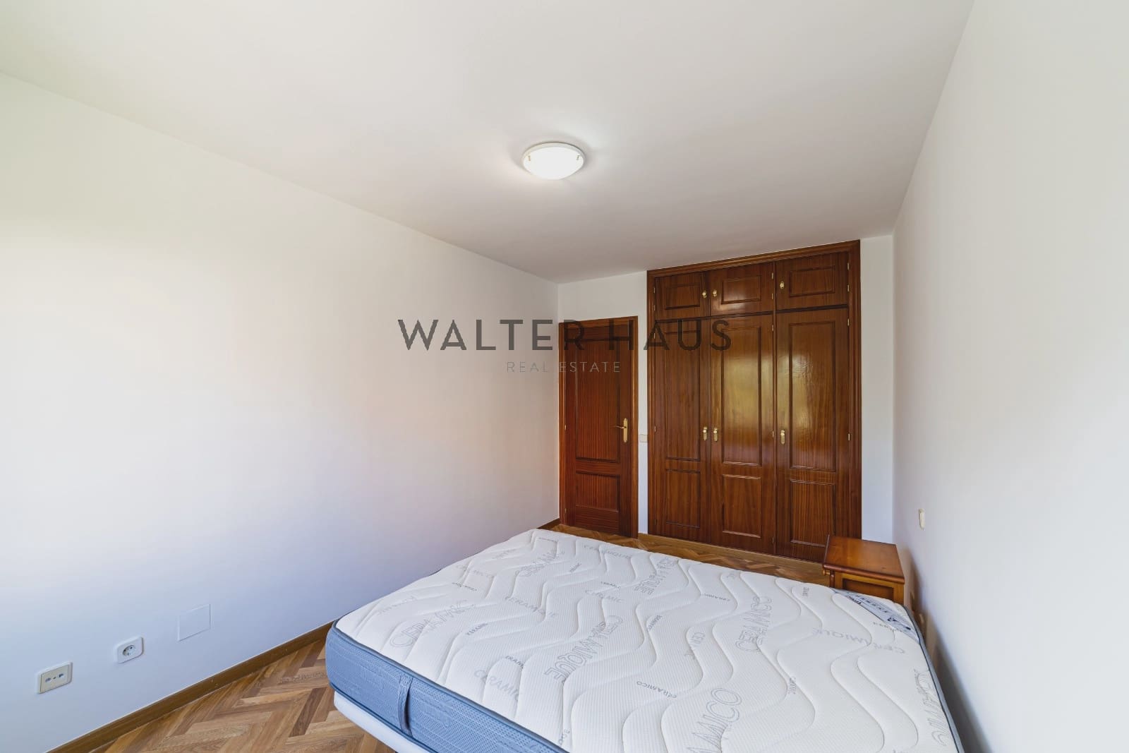 1 Zimmer Wohnung zu vermieten in Madrid Stadt mit Pool Garage - 1.450 € (Ref: 9968952)