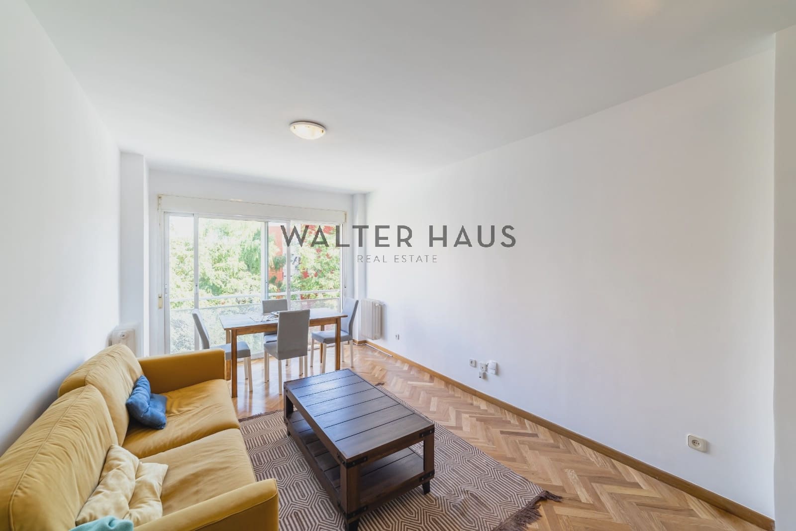1 Zimmer Wohnung zu vermieten in Madrid Stadt mit Pool Garage - 1.450 € (Ref: 9968952)