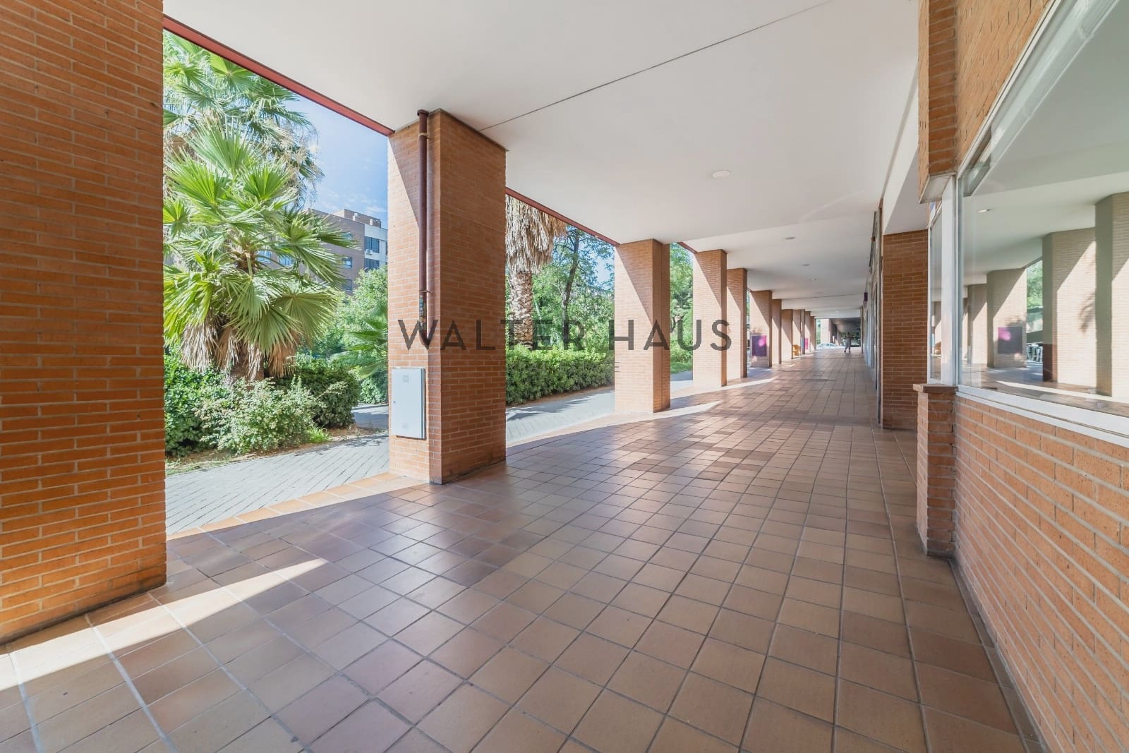 1 Zimmer Wohnung zu vermieten in Madrid Stadt mit Pool Garage - 1.450 € (Ref: 9968952)