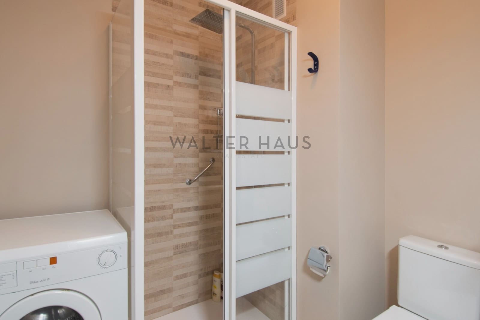 1 soverom Leilighet til leie i Madrid by - € 1 550 (Ref: 9970875)