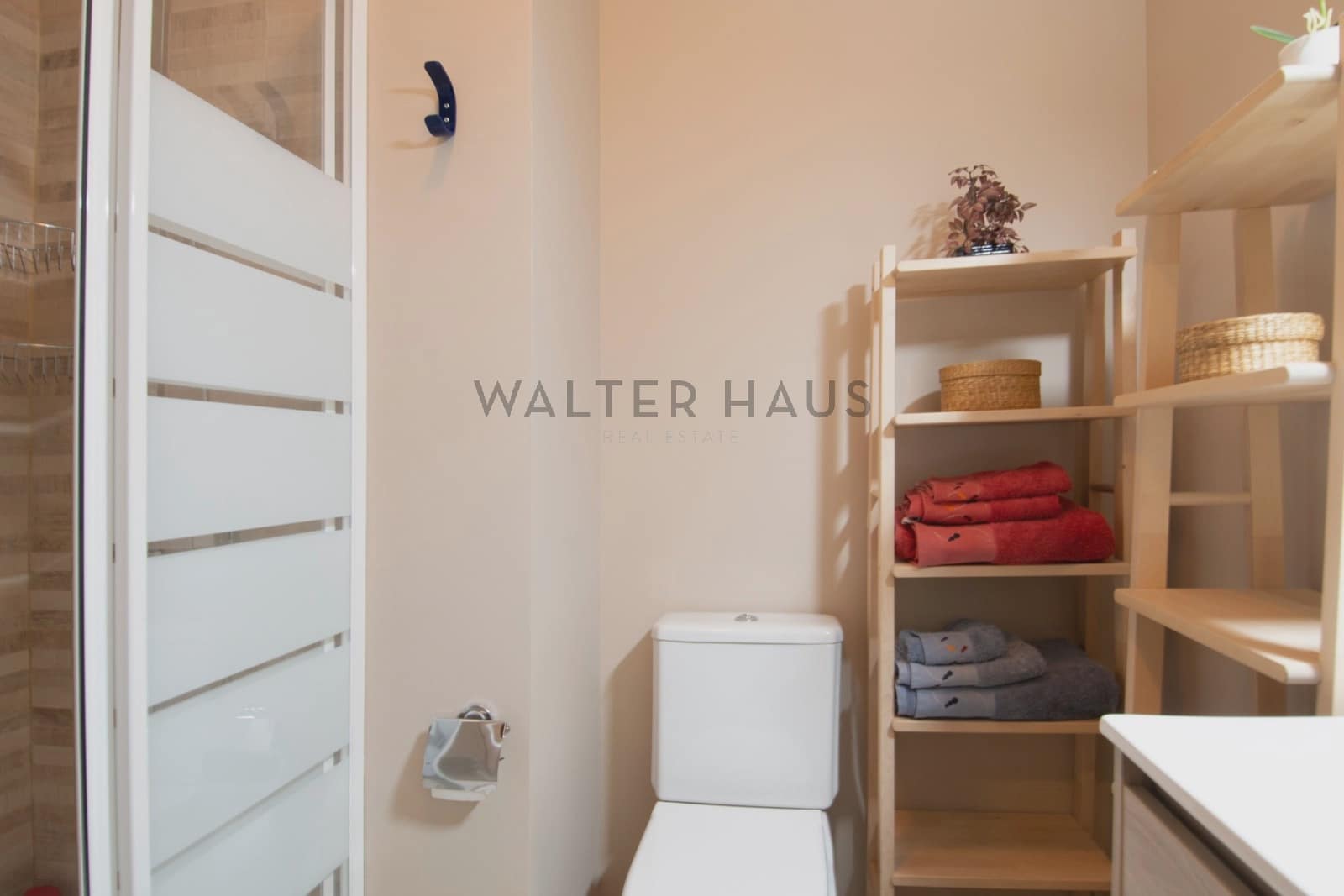 1 soverom Leilighet til leie i Madrid by - € 1 550 (Ref: 9970875)