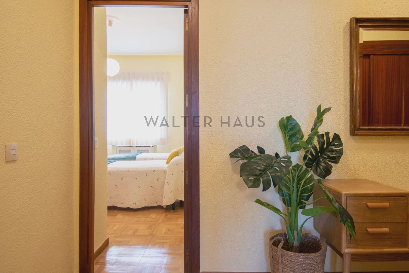 1 soverom Leilighet til leie i Madrid by - € 1 550 (Ref: 9970875)