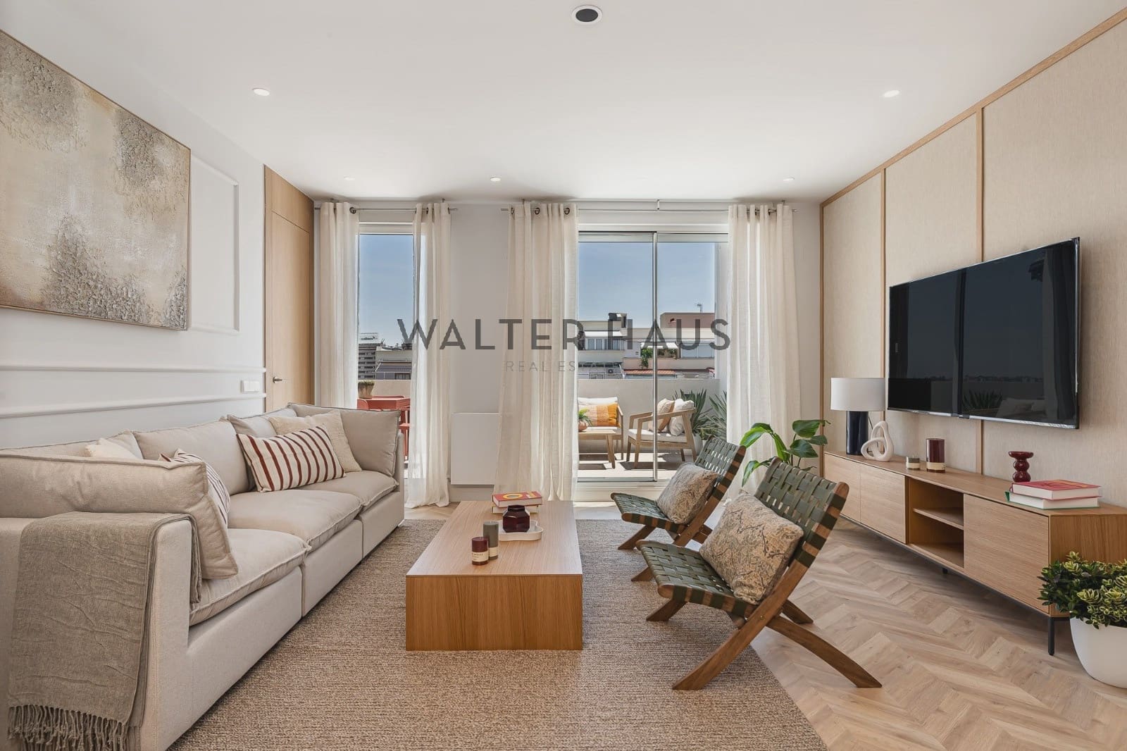3 bedroom Penthouse for sale in Madrid city - € 1,450,000 (Ref: 9975844)