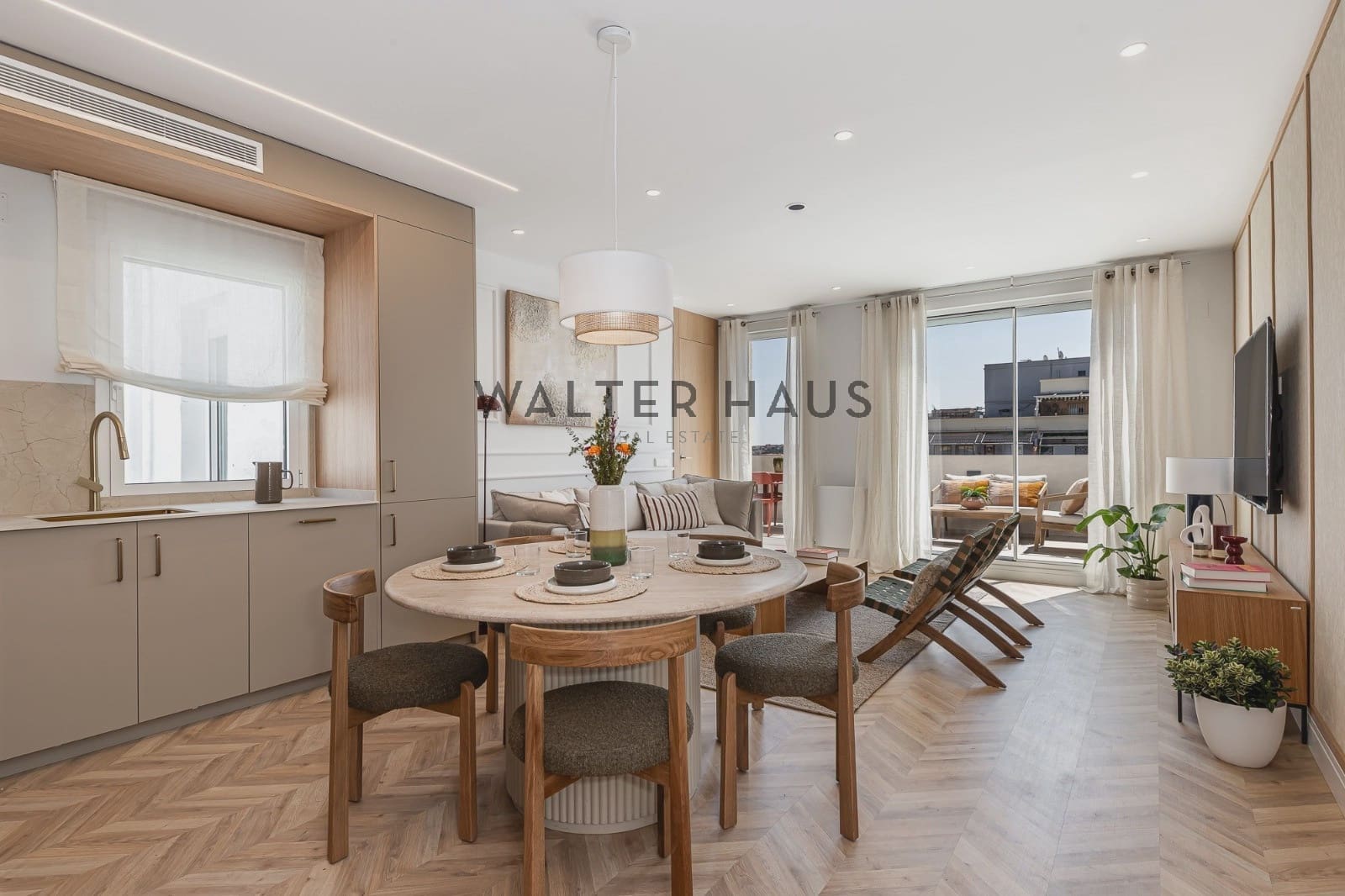3 bedroom Penthouse for sale in Madrid city - € 1,450,000 (Ref: 9975844)