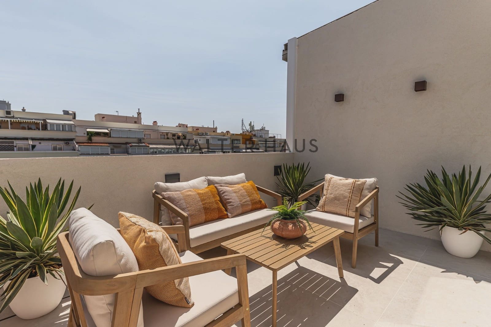 3 bedroom Penthouse for sale in Madrid city - € 1,450,000 (Ref: 9975844)