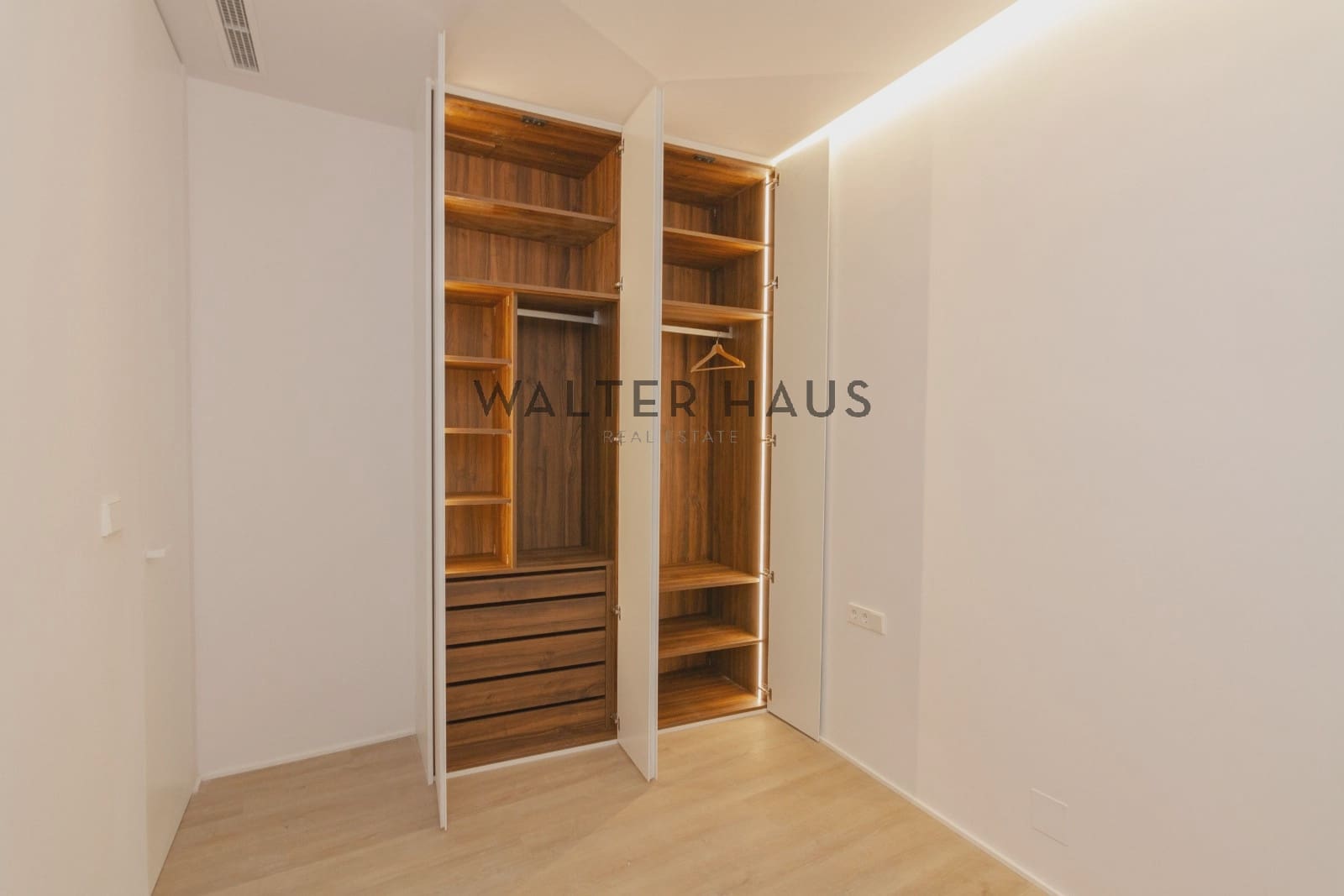 2 sovrum Lägenhet att hyra i Madrid stad - 3 000 € (Ref: 9978069)
