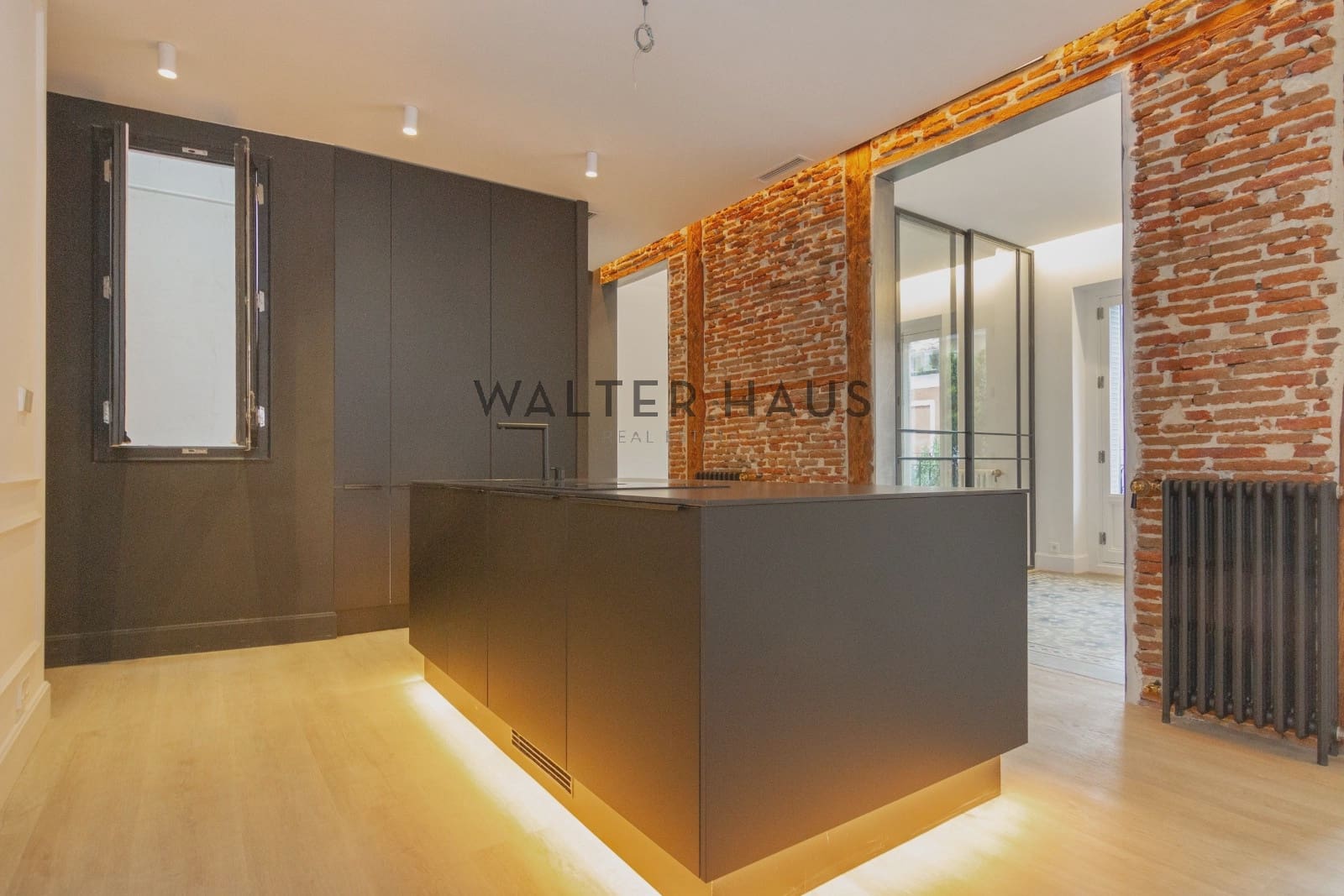 2 sovrum Lägenhet att hyra i Madrid stad - 3 000 € (Ref: 9978069)