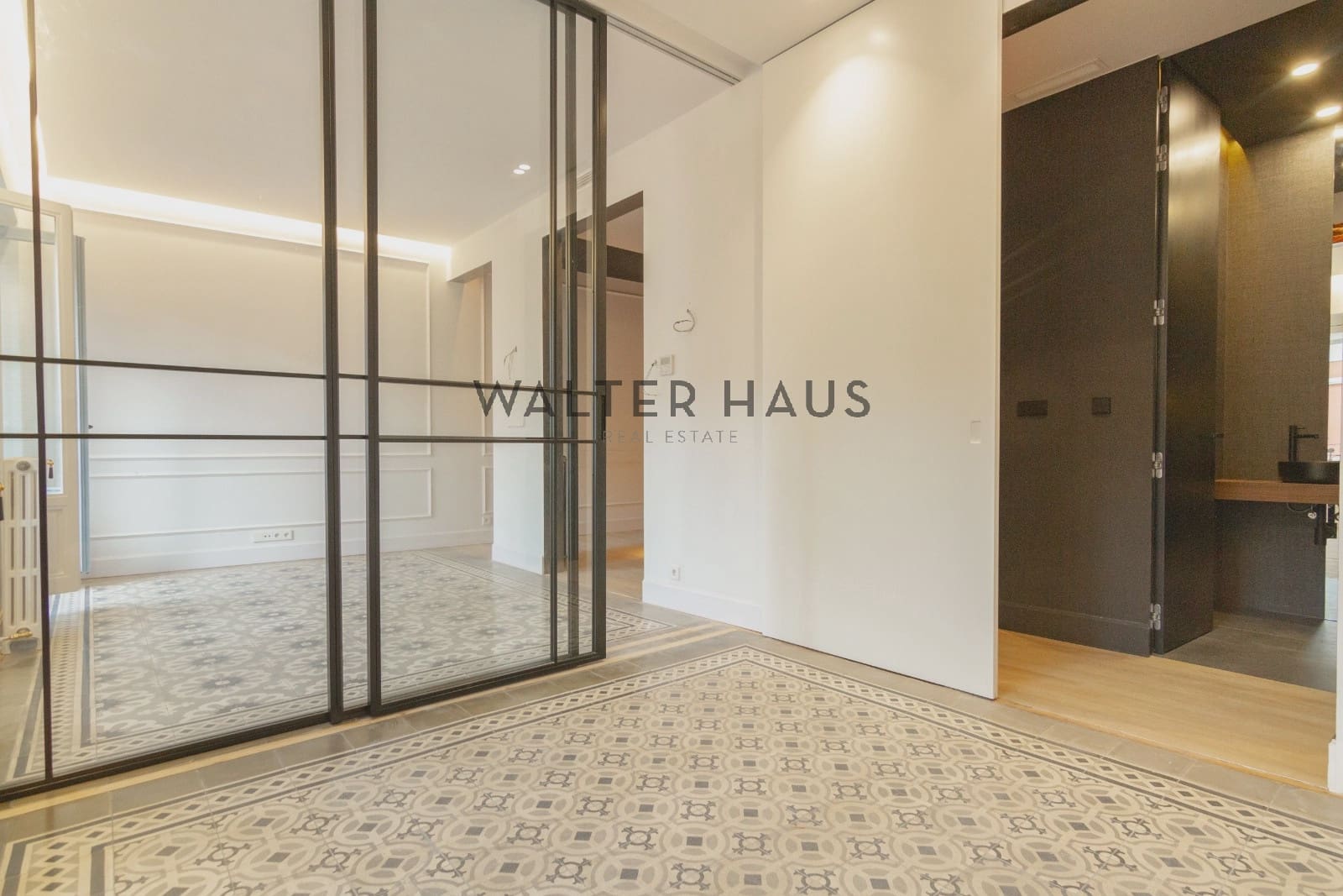 2 sovrum Lägenhet att hyra i Madrid stad - 3 000 € (Ref: 9978069)