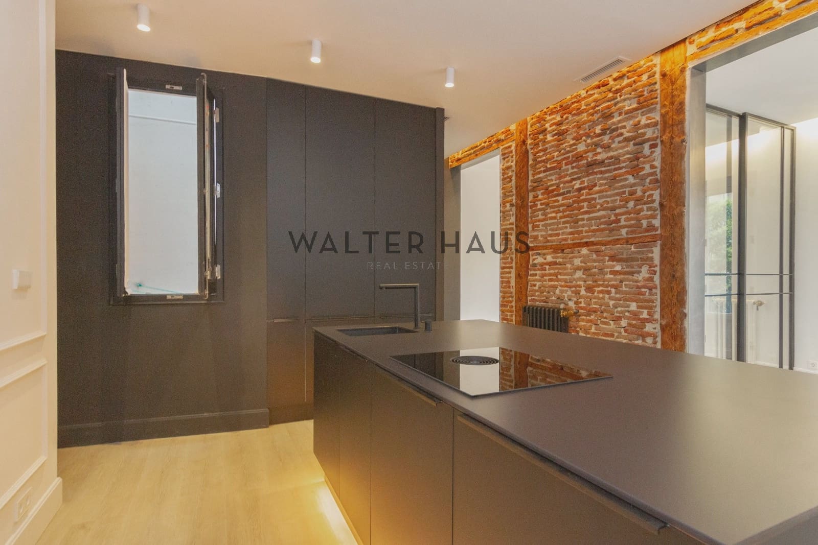 2 sovrum Lägenhet att hyra i Madrid stad - 3 000 € (Ref: 9978069)
