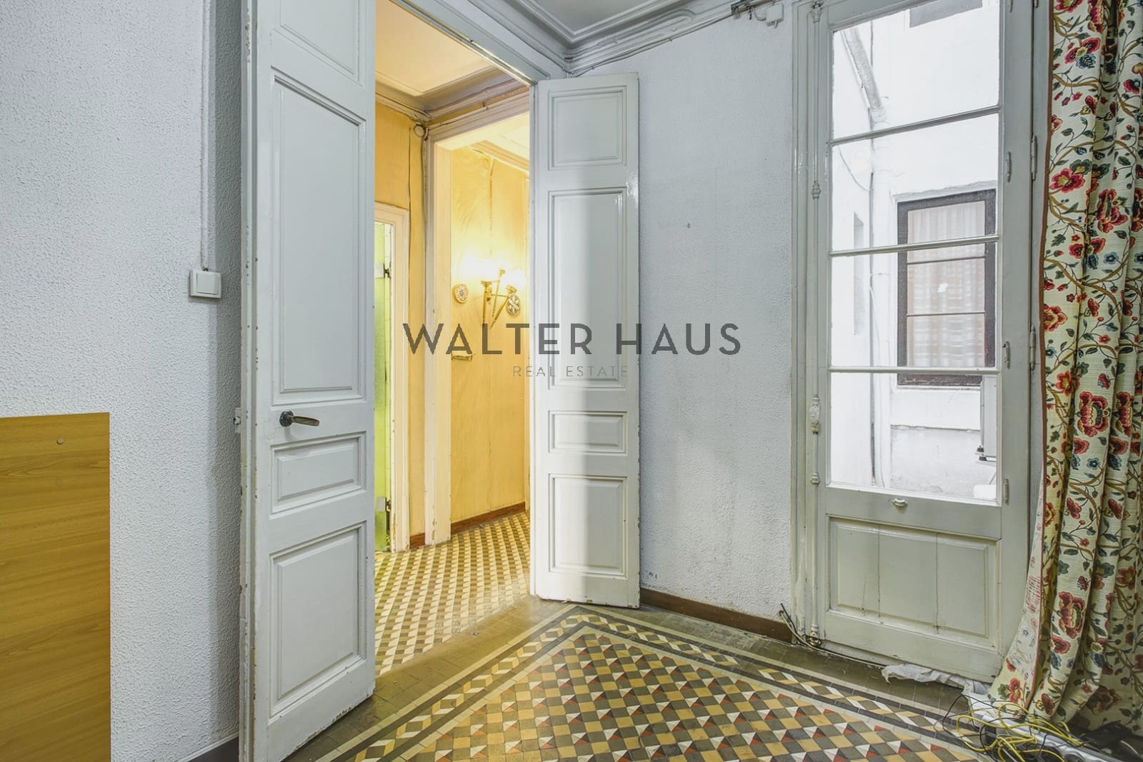 5 soverom Leilighet til salgs i Barcelona by - € 625 000 (Ref: 9981394)