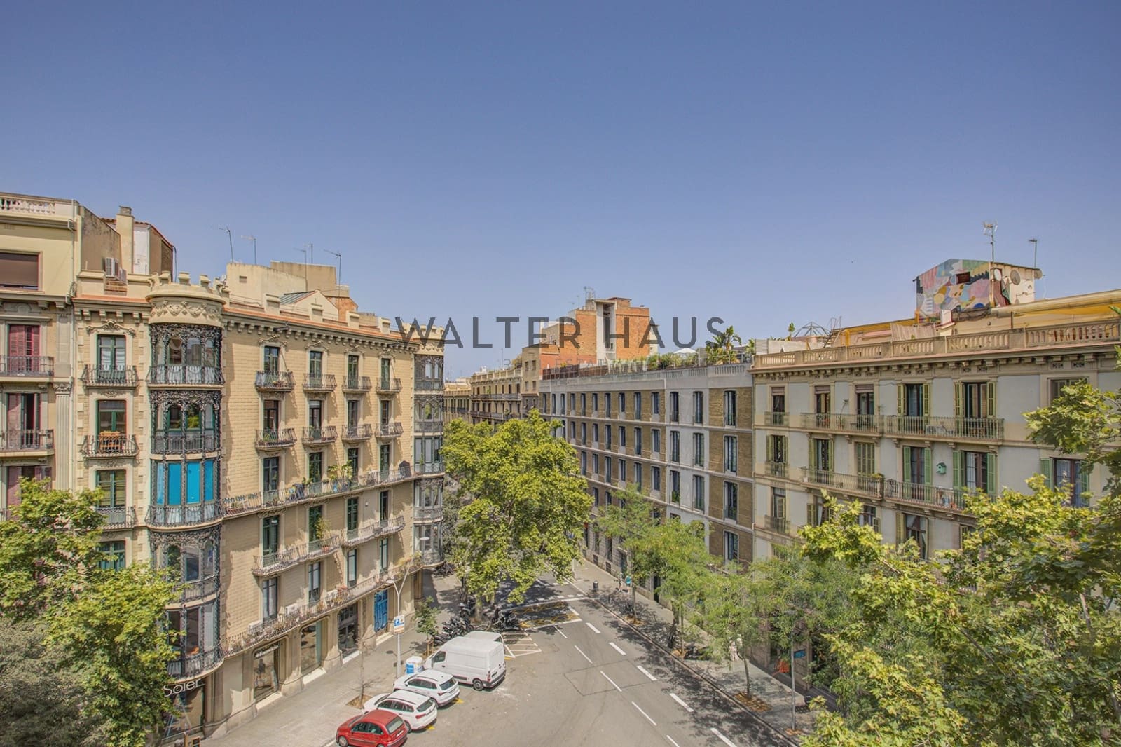 3 soveværelse Lejlighed til salg i Barcelona by - € 1.650.000 (Ref: 9981395)