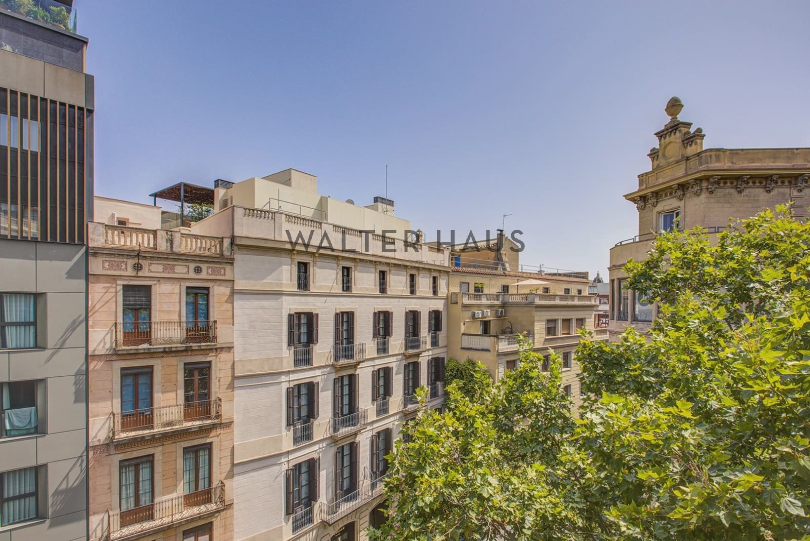 3 soveværelse Lejlighed til salg i Barcelona by - € 1.650.000 (Ref: 9981395)