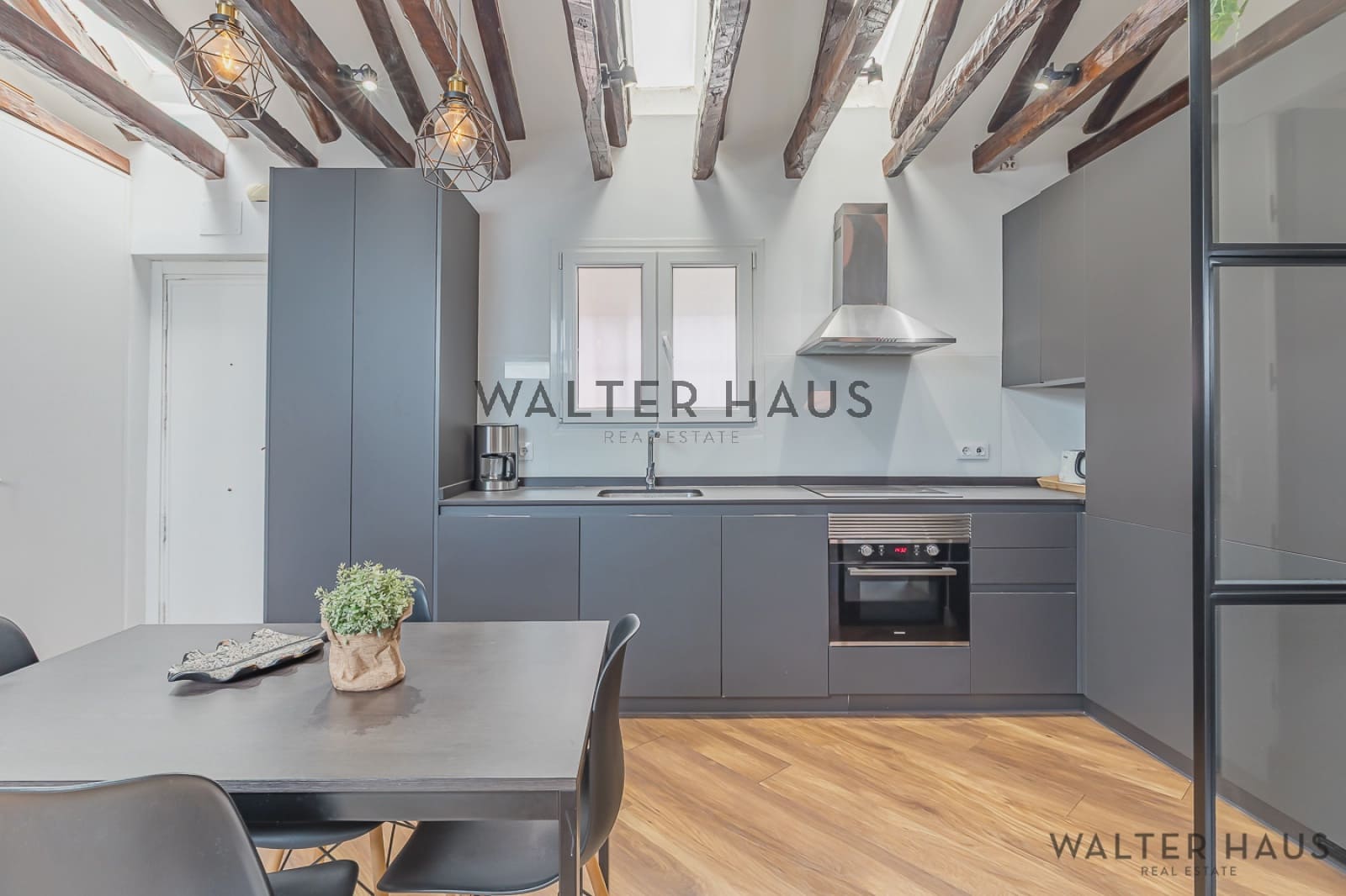 1 soveværelse Penthouse til salg i Madrid by - € 595.000 (Ref: 9981680)