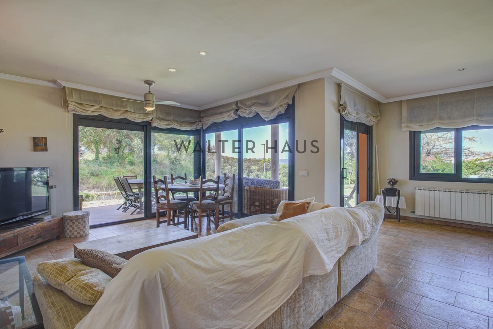 4 slaapkamer Villa te koop in Gerona stad - € 699.000 (Ref: 9985330)