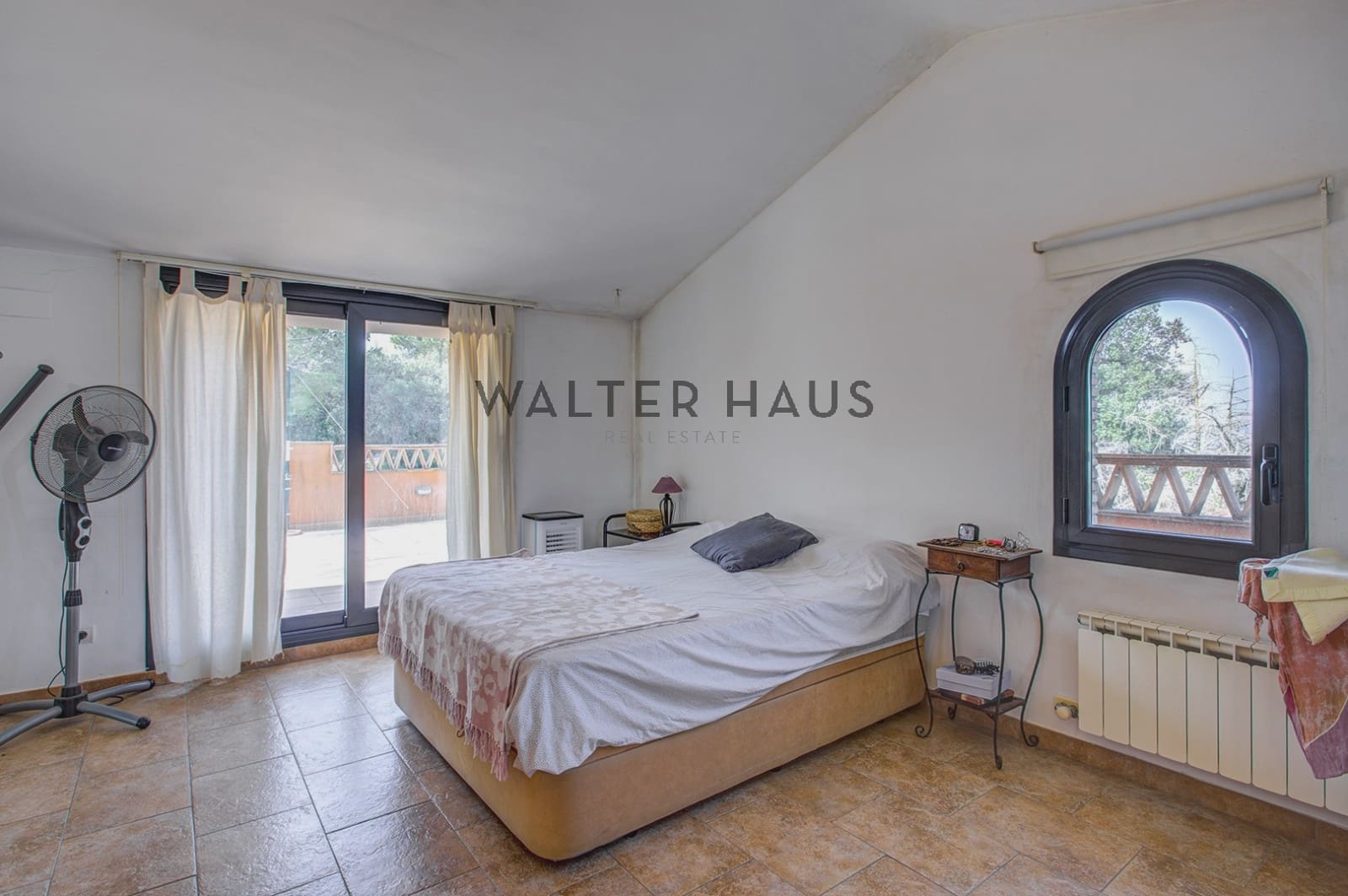 4 slaapkamer Villa te koop in Gerona stad - € 699.000 (Ref: 9985330)
