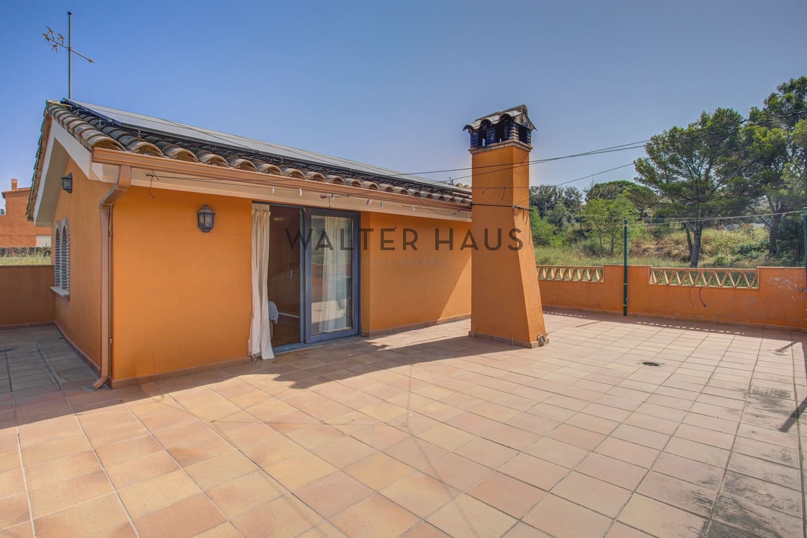 4 slaapkamer Villa te koop in Gerona stad - € 699.000 (Ref: 9985330)