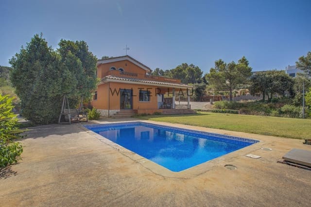4 slaapkamer Villa te koop in Gerona stad - € 699.000 (Ref: 9985330)