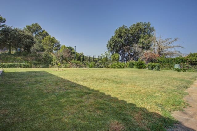 4 slaapkamer Villa te koop in Gerona stad - € 699.000 (Ref: 9985330)