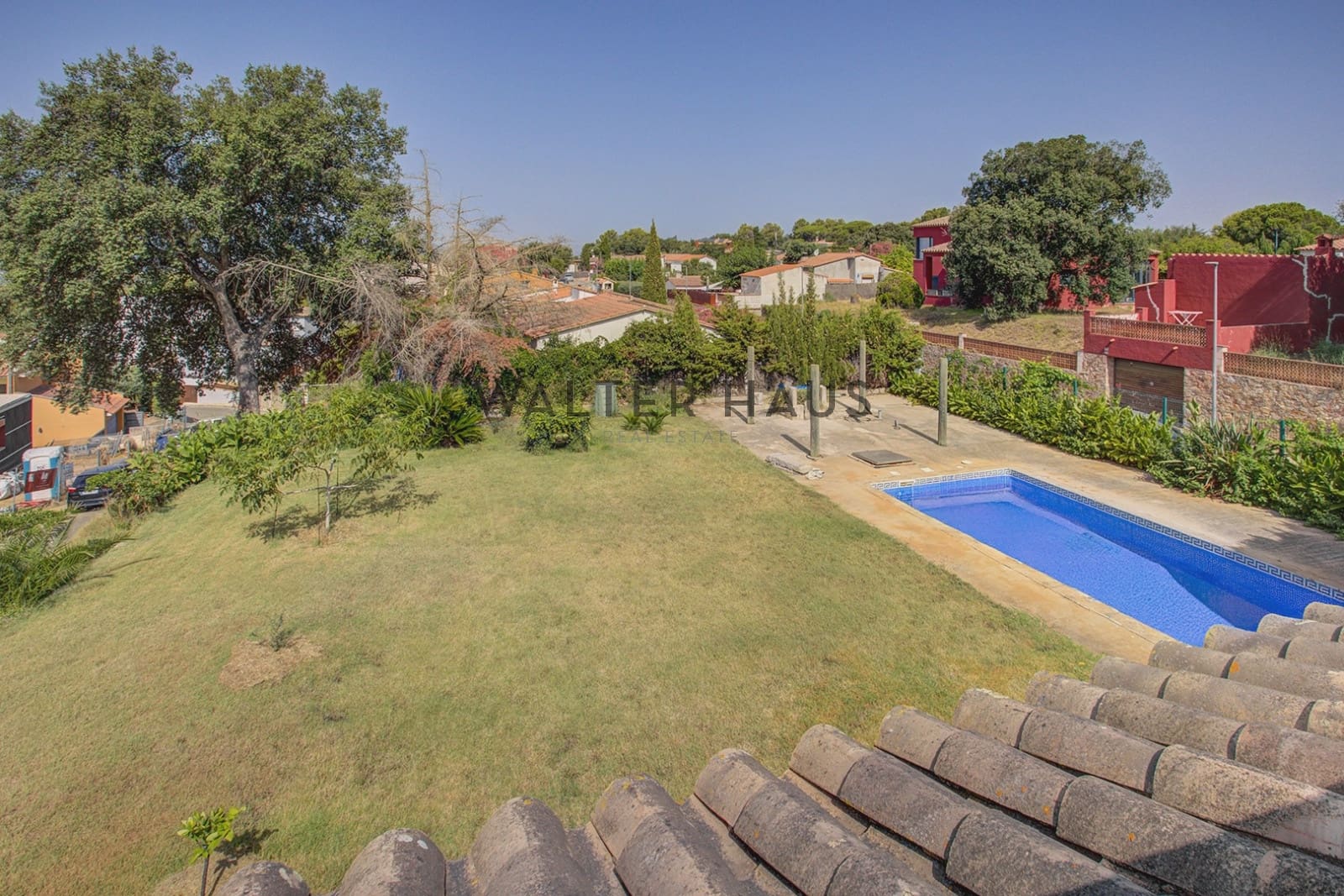 4 slaapkamer Villa te koop in Gerona stad - € 699.000 (Ref: 9985330)