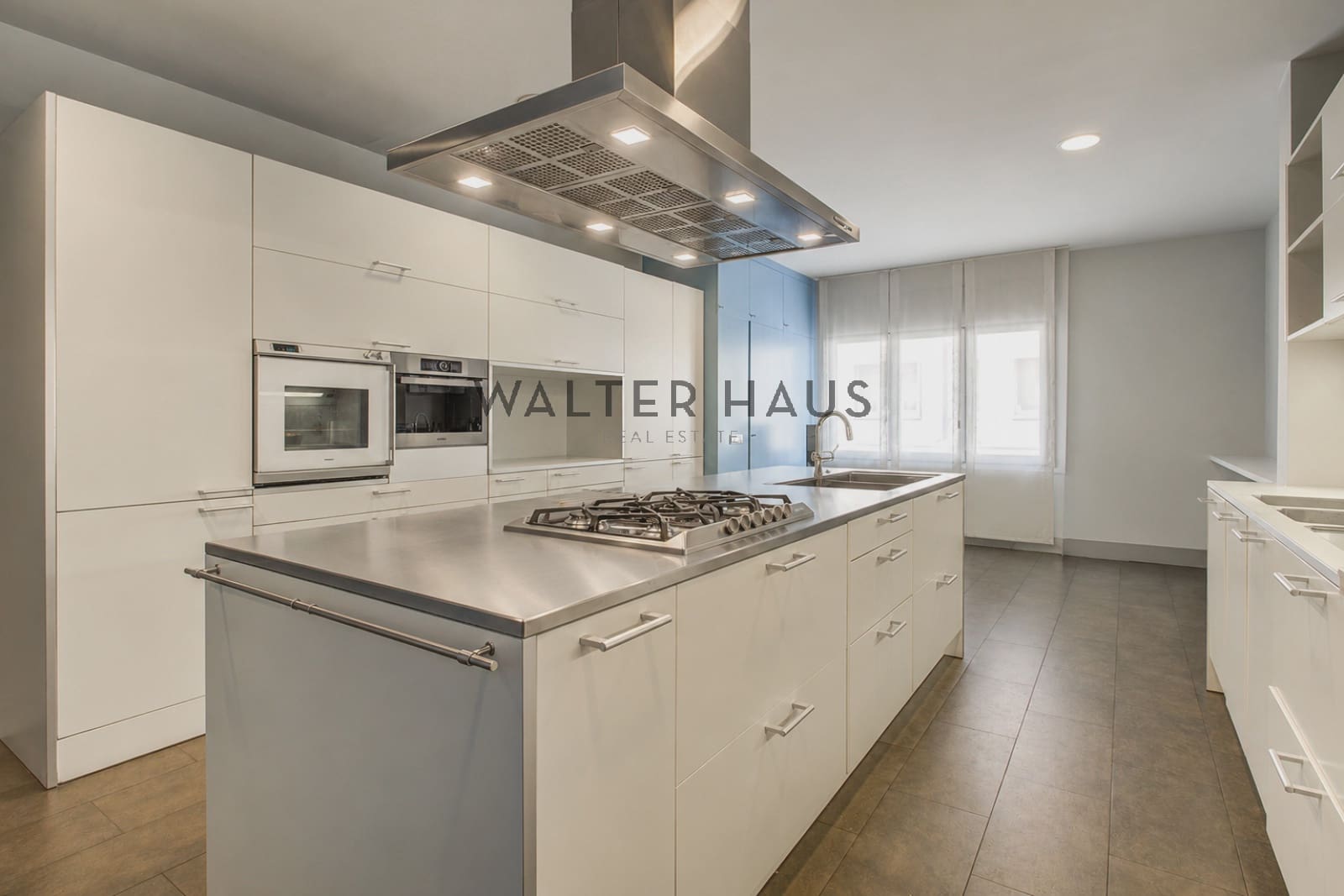 6 makuuhuone Asunto myytävänä paikassa Barcelona kaupunki - 2 350 000 € (Ref: 9989134)