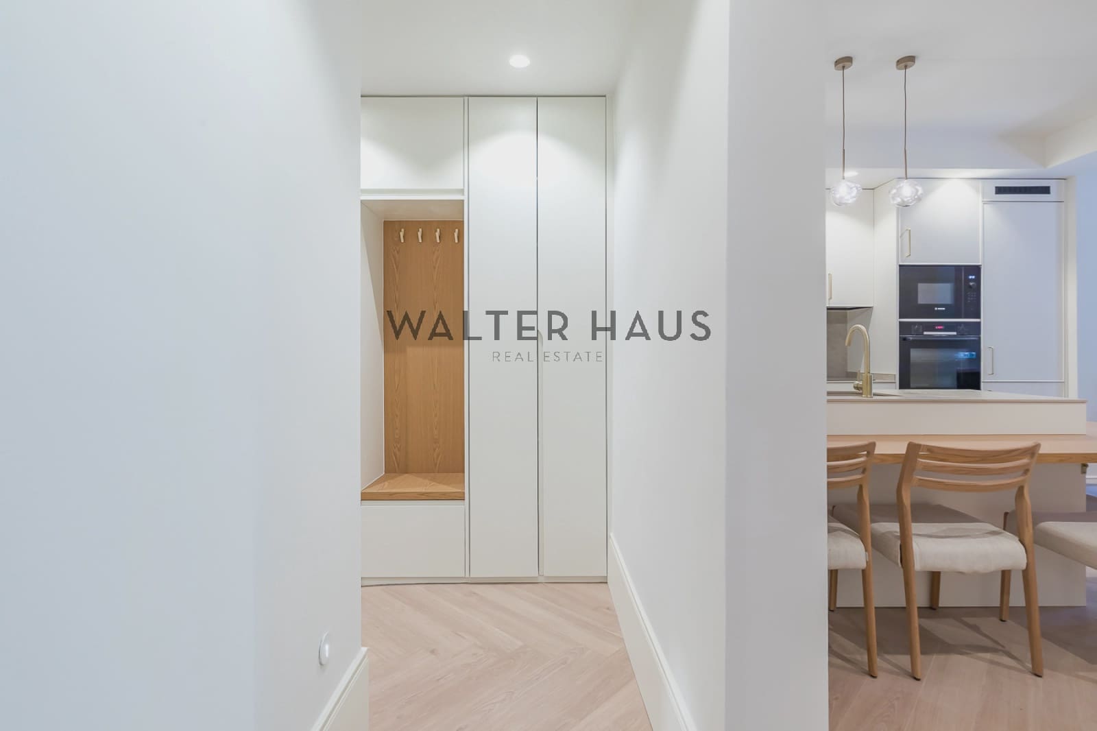 2 bedroom Flat for sale in Madrid city - € 1,050,000 (Ref: 9991989)