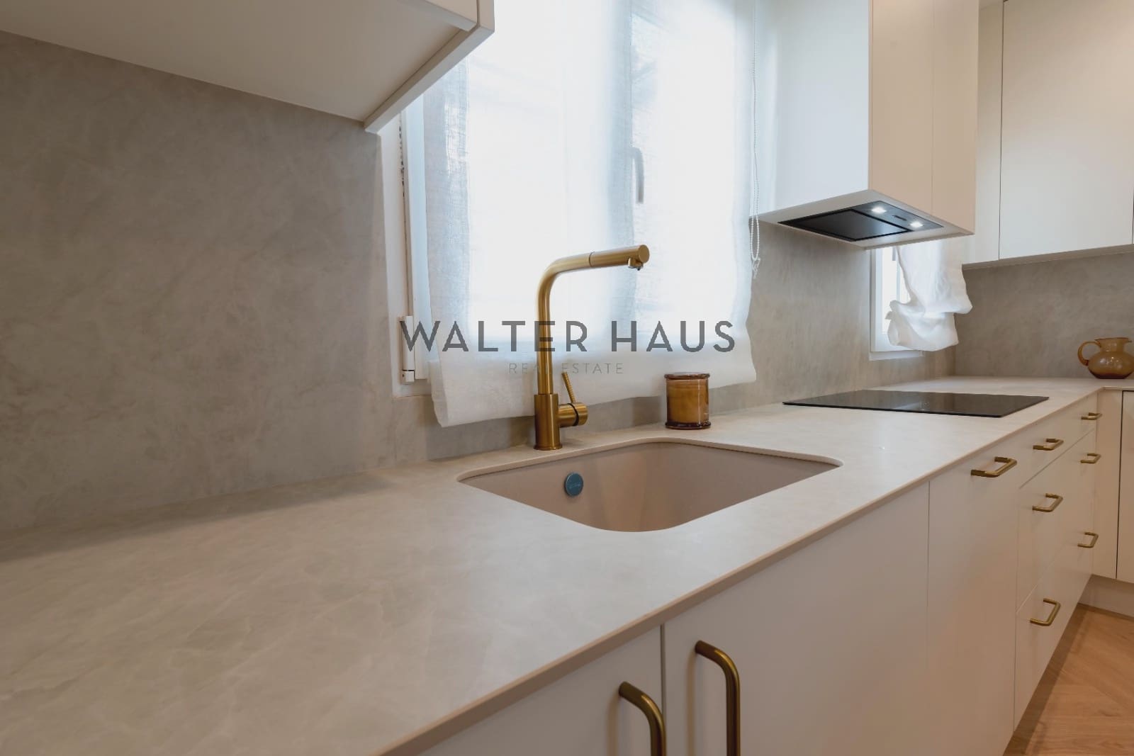 2 makuuhuone Asunto myytävänä paikassa Madrid kaupunki - 895 000 € (Ref: 9996217)