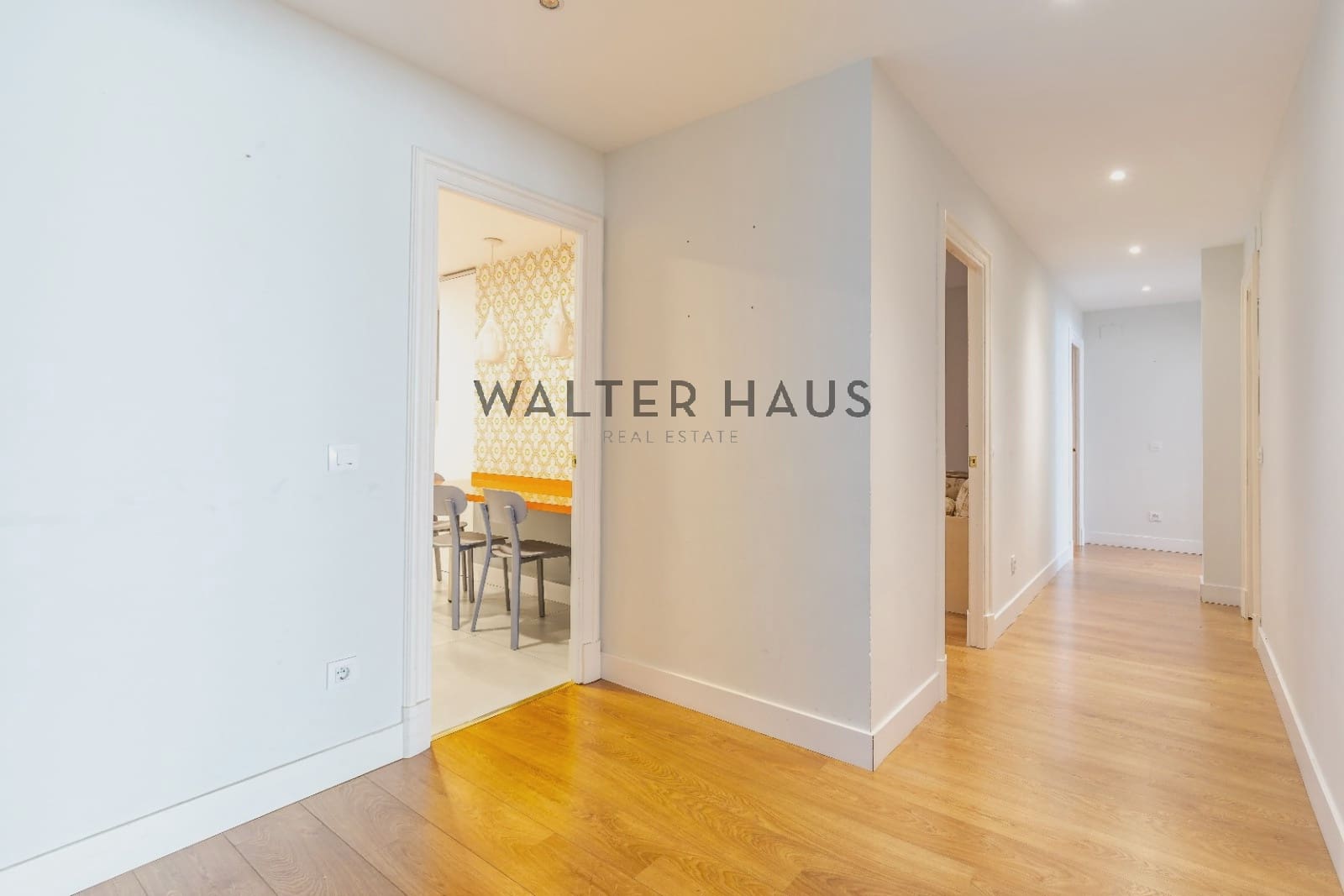 4 bedroom Flat for sale in Madrid city - € 1,750,000 (Ref: 9996321)