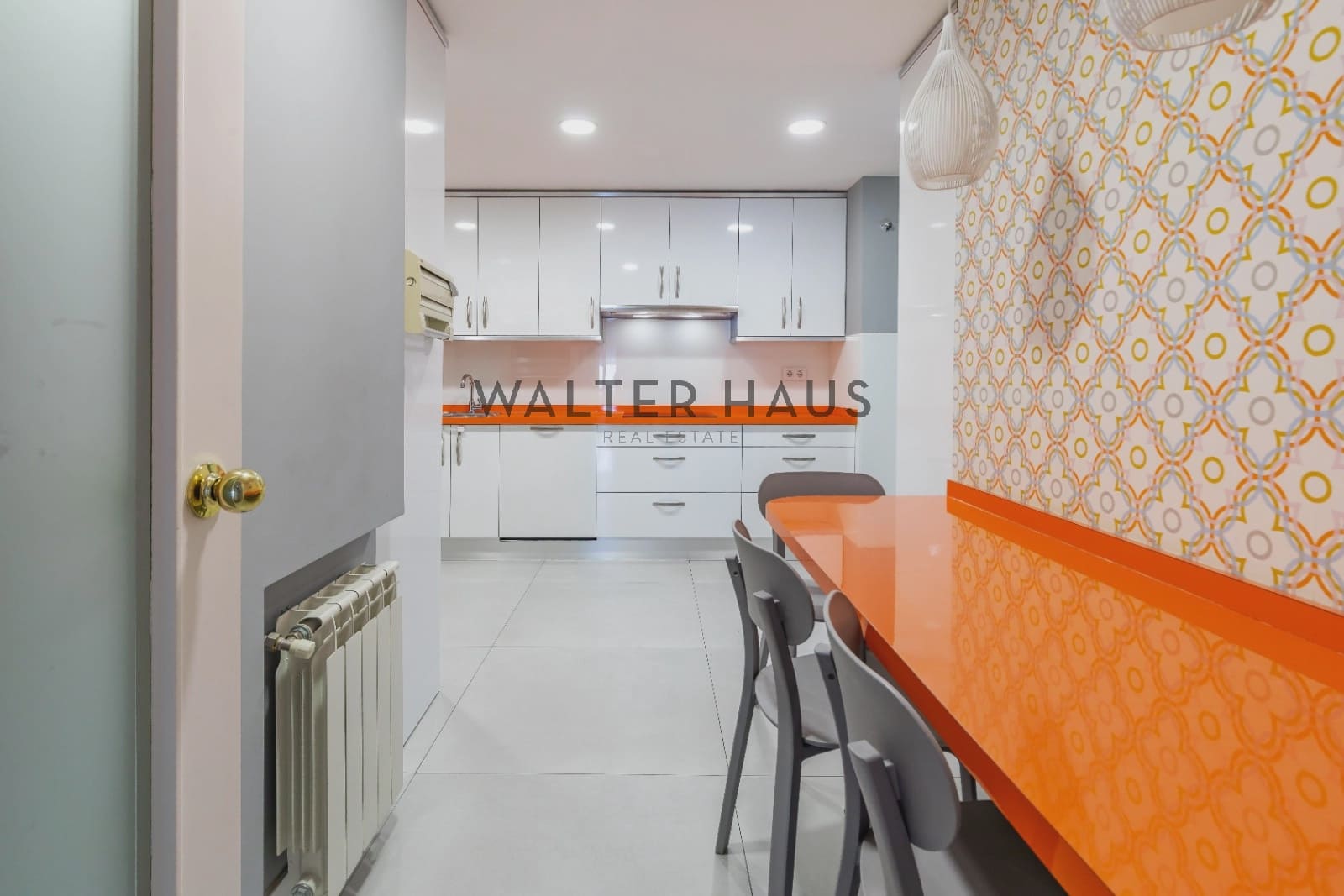 4 bedroom Flat for sale in Madrid city - € 1,750,000 (Ref: 9996321)