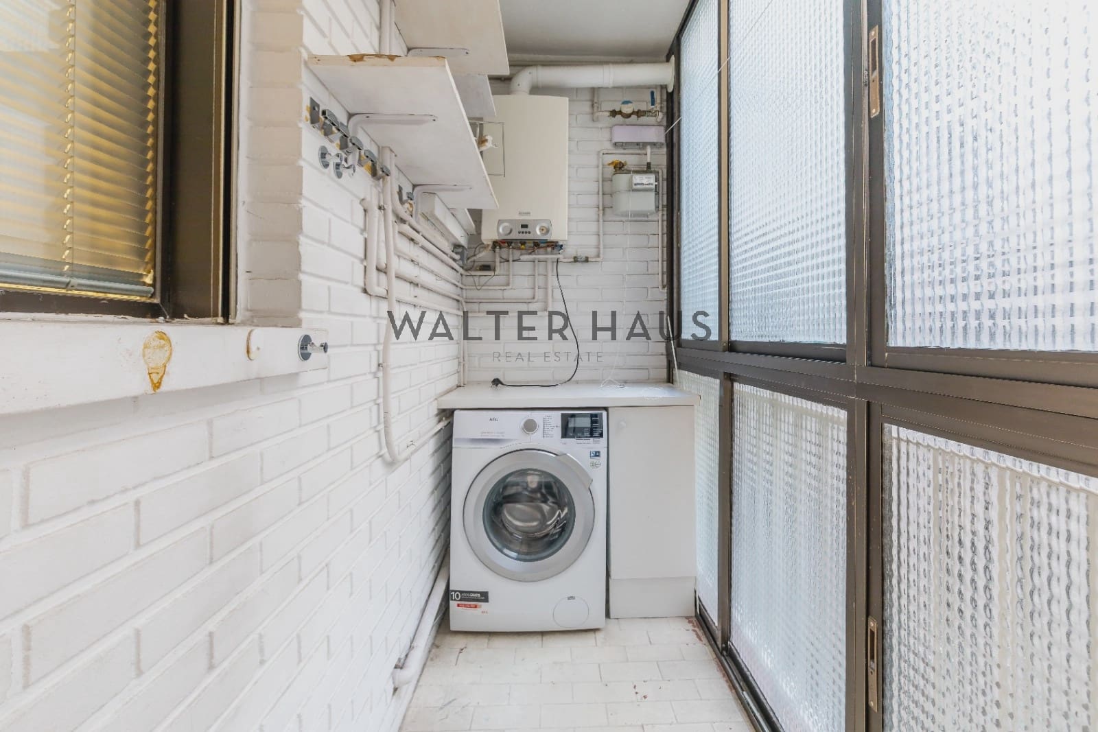 4 bedroom Flat for sale in Madrid city - € 1,750,000 (Ref: 9996321)