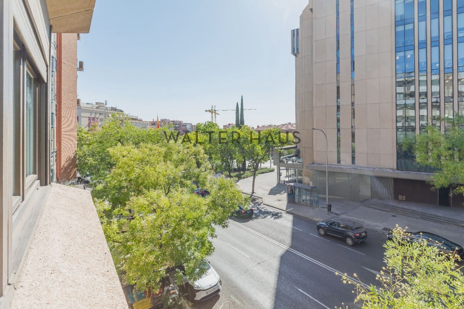 4 bedroom Flat for sale in Madrid city - € 1,750,000 (Ref: 9996321)