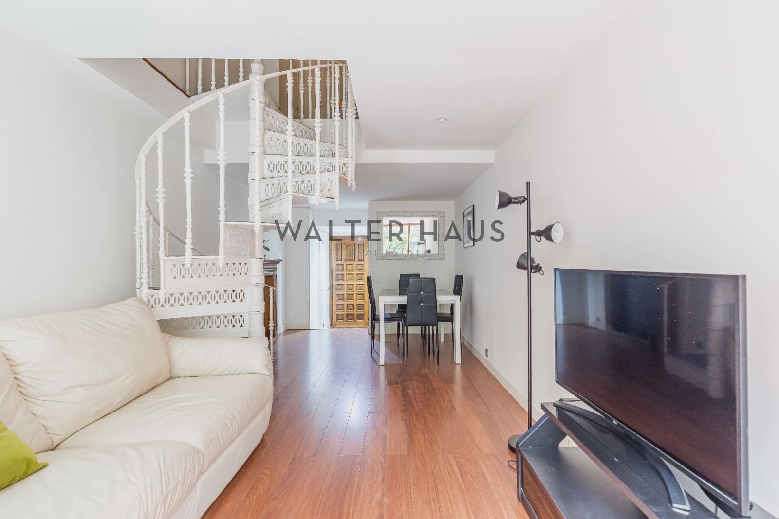 1 sypialnia Apartament do wynajęcia w Miasto Madryt z basenem - 1 850 € (Ref: 9997838)