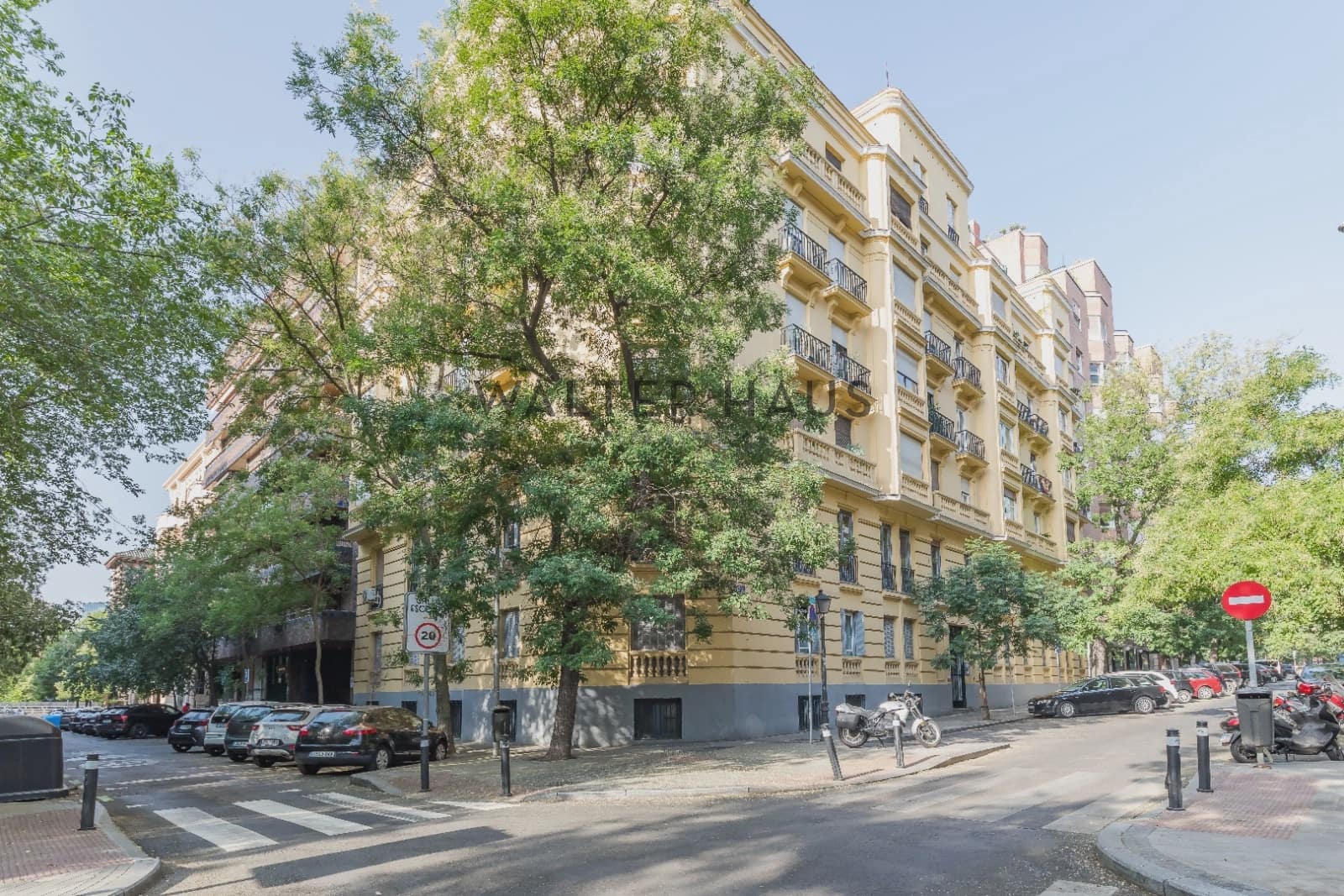 1 sypialnia Apartament do wynajęcia w Miasto Madryt z basenem - 1 850 € (Ref: 9997838)