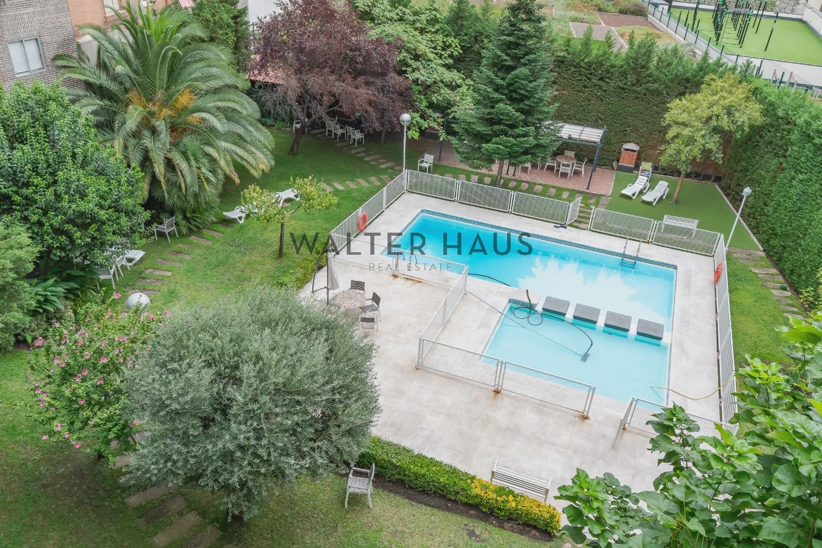 1 sypialnia Mieszkanie do wynajęcia w Miasto Madryt z basenem - 2 700 € (Ref: 9997840)