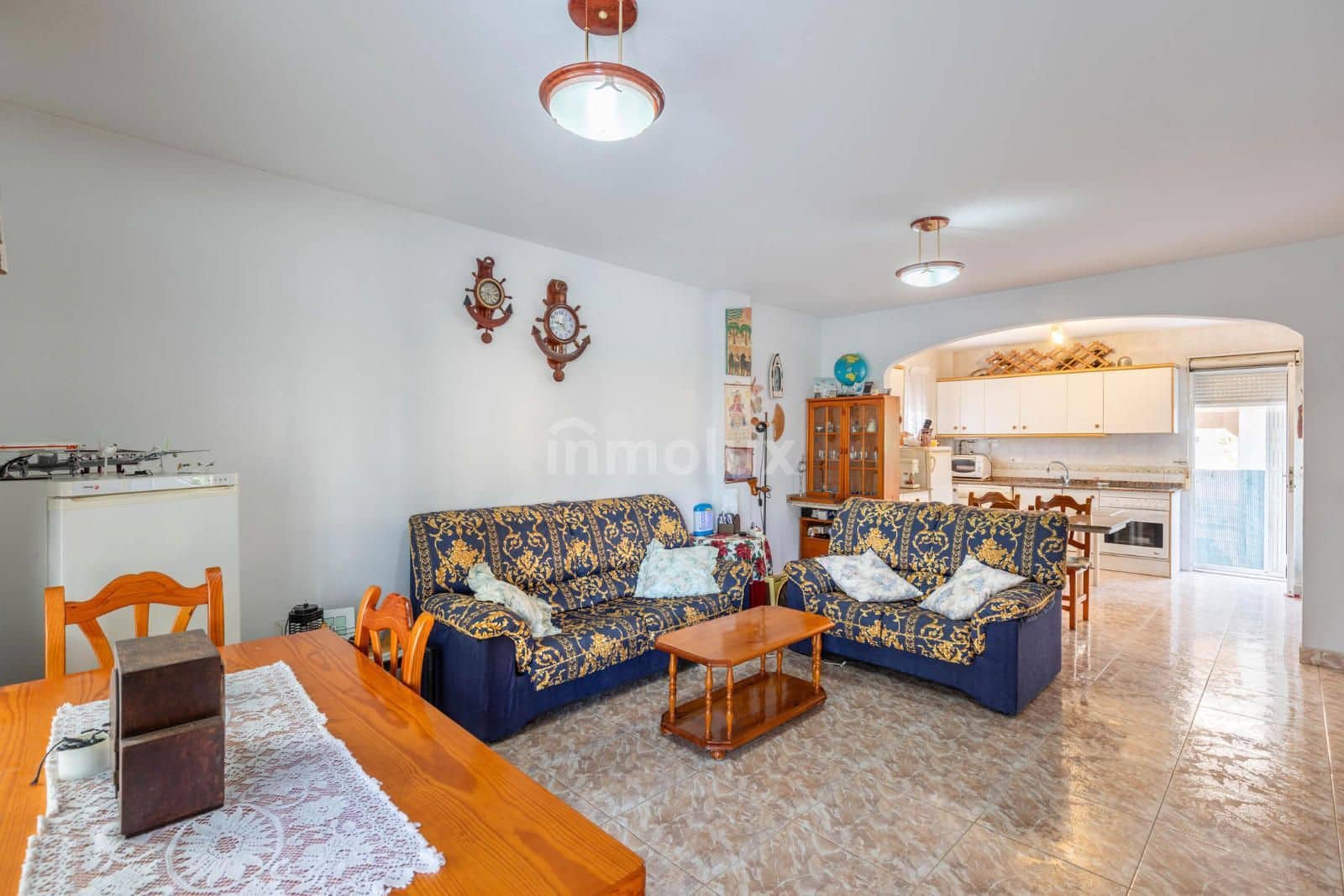 4 makuuhuone Huvila myytävänä paikassa Torrevieja mukana 
autotalli - 265 000 € (Ref: 9064103)