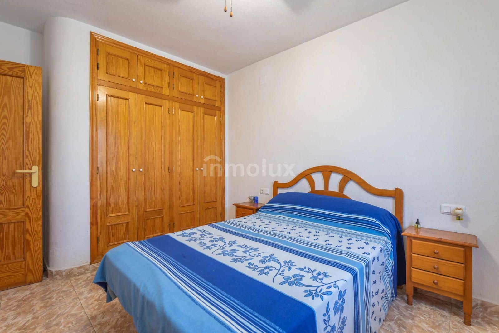 4 makuuhuone Huvila myytävänä paikassa Torrevieja mukana 
autotalli - 265 000 € (Ref: 9064103)