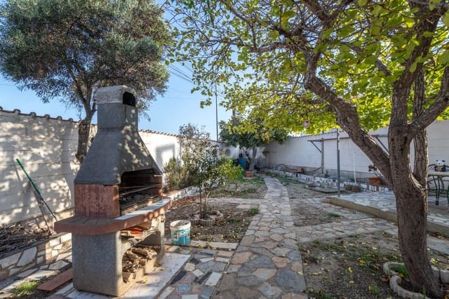 4 makuuhuone Huvila myytävänä paikassa El Chaparral - La Siesta - La Torreta, Torrevieja mukana 
autotalli - 265 000 € (Ref: 9064103)