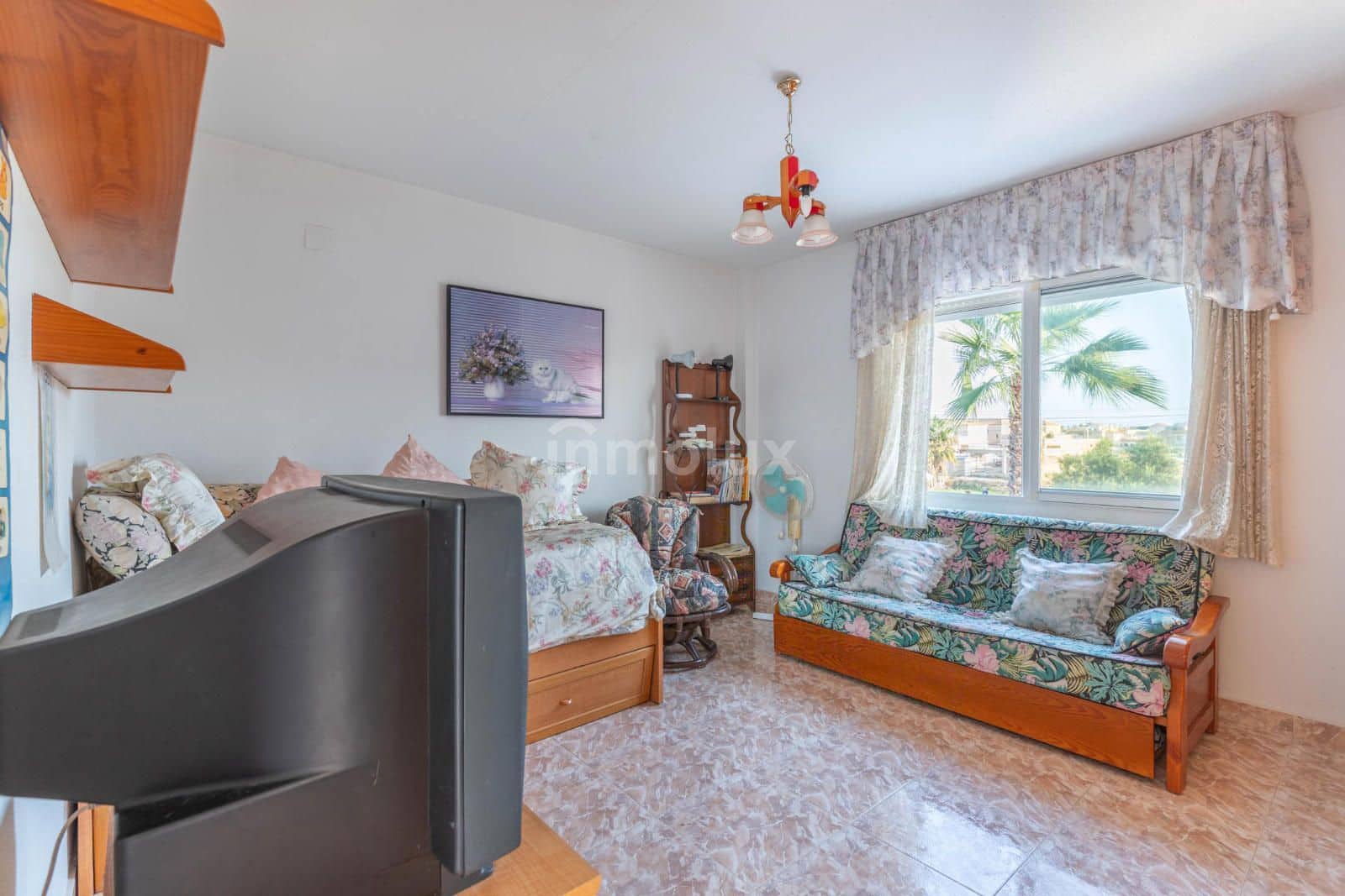 4 makuuhuone Huvila myytävänä paikassa Torrevieja mukana 
autotalli - 265 000 € (Ref: 9064103)