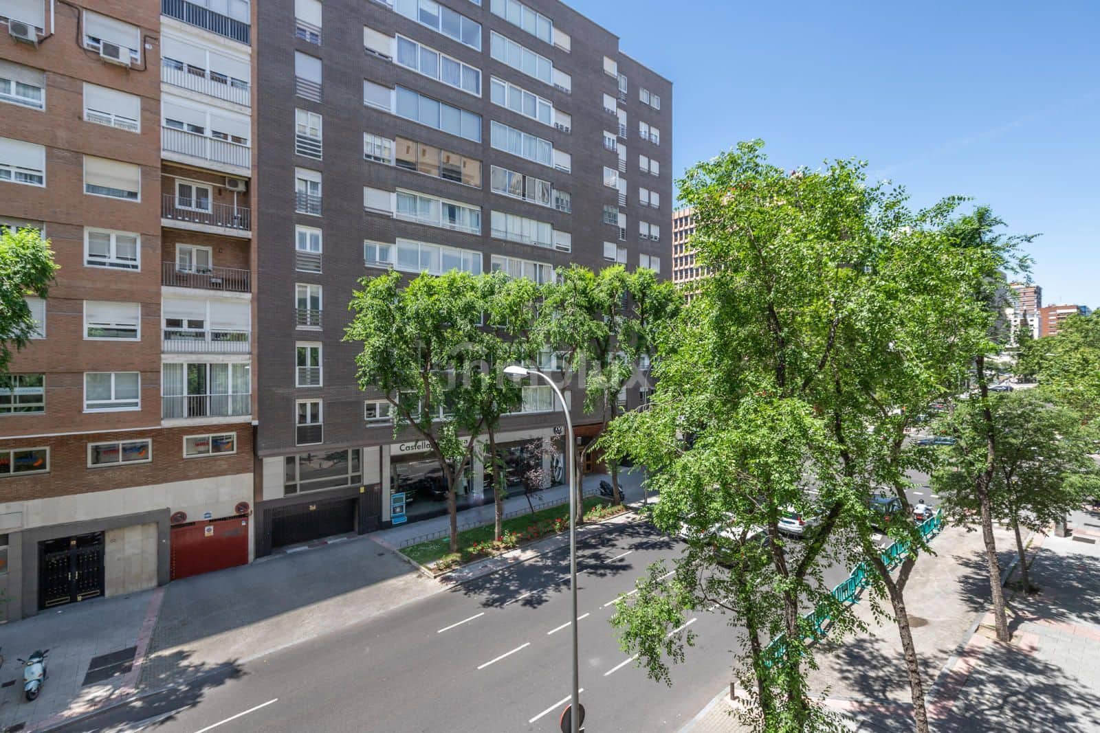 4 soveværelse Lejlighed til salg i Madrid by - € 1.468.000 (Ref: 9064118)