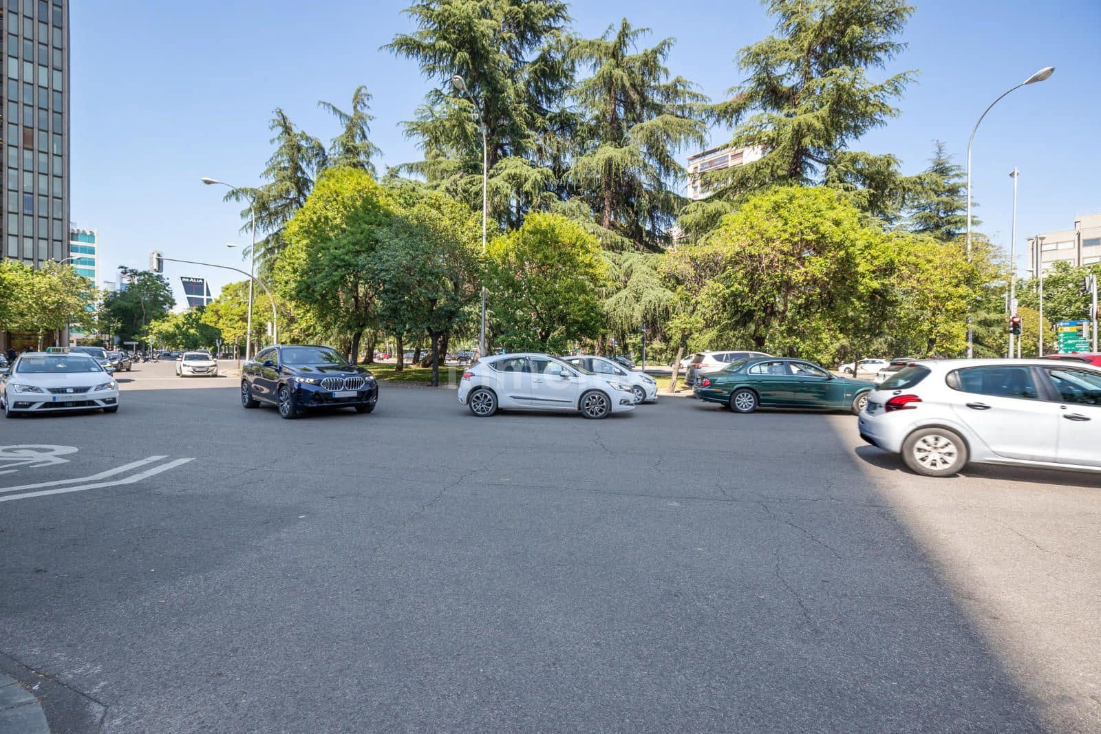 4 soveværelse Lejlighed til salg i Madrid by - € 1.468.000 (Ref: 9064118)