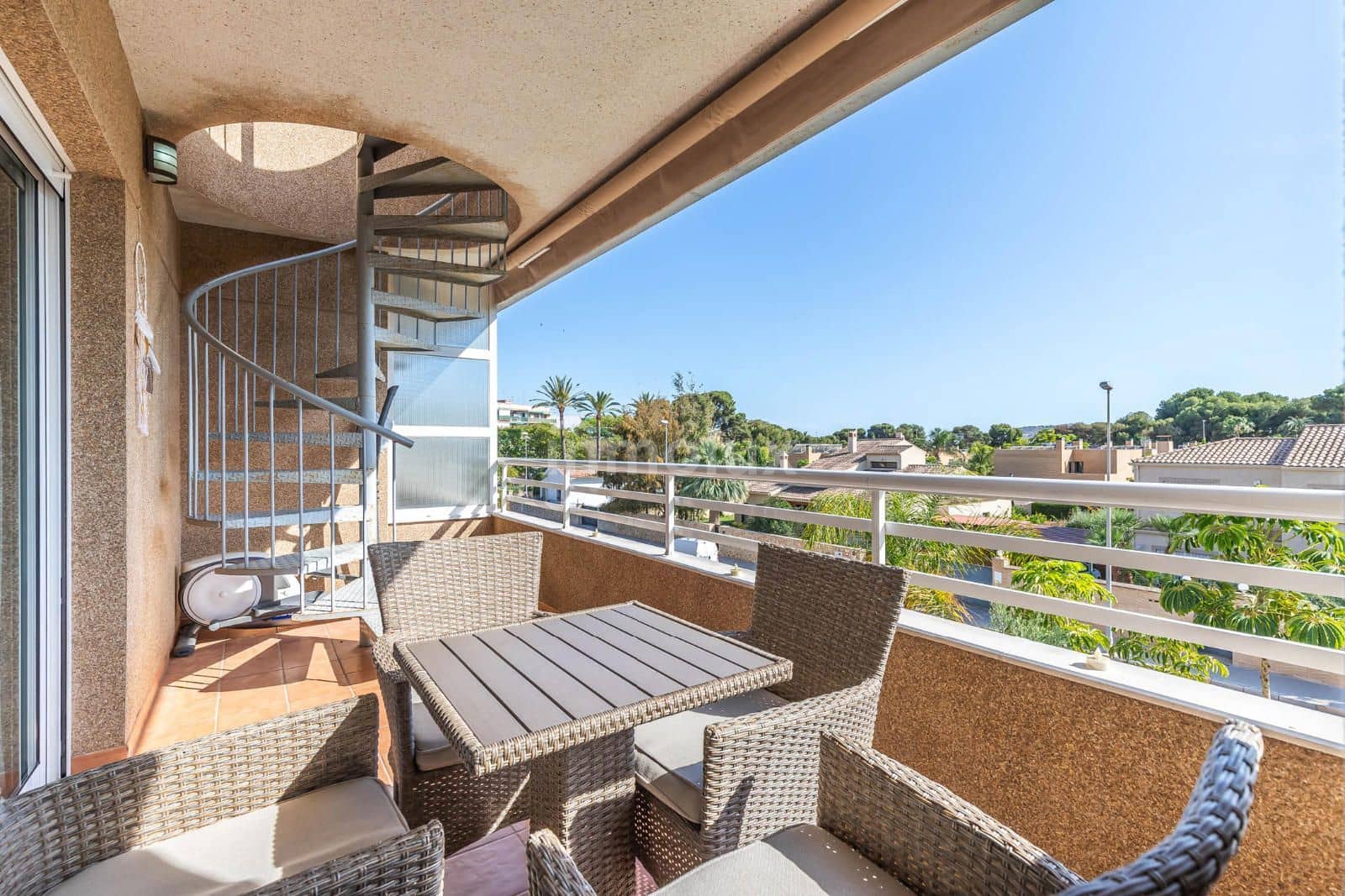 3 soveværelse Penthouse til salg i San Juan de Alicante / Sant Joan d'Alacant med swimmingpool garage - € 399.000 (Ref: 9064127)