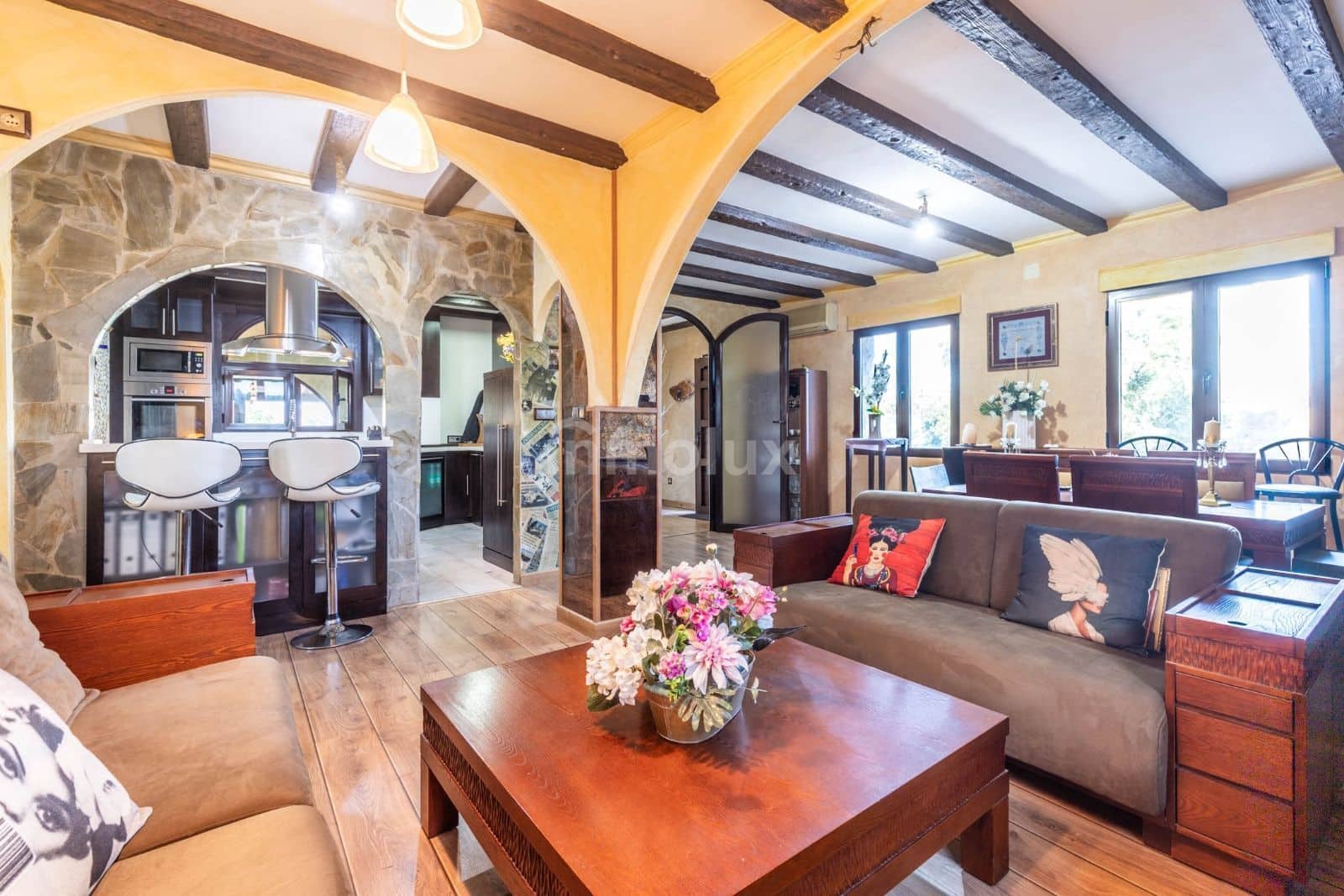 2 soveværelse Villa til salg i Sax med garage - € 240.000 (Ref: 9064129)